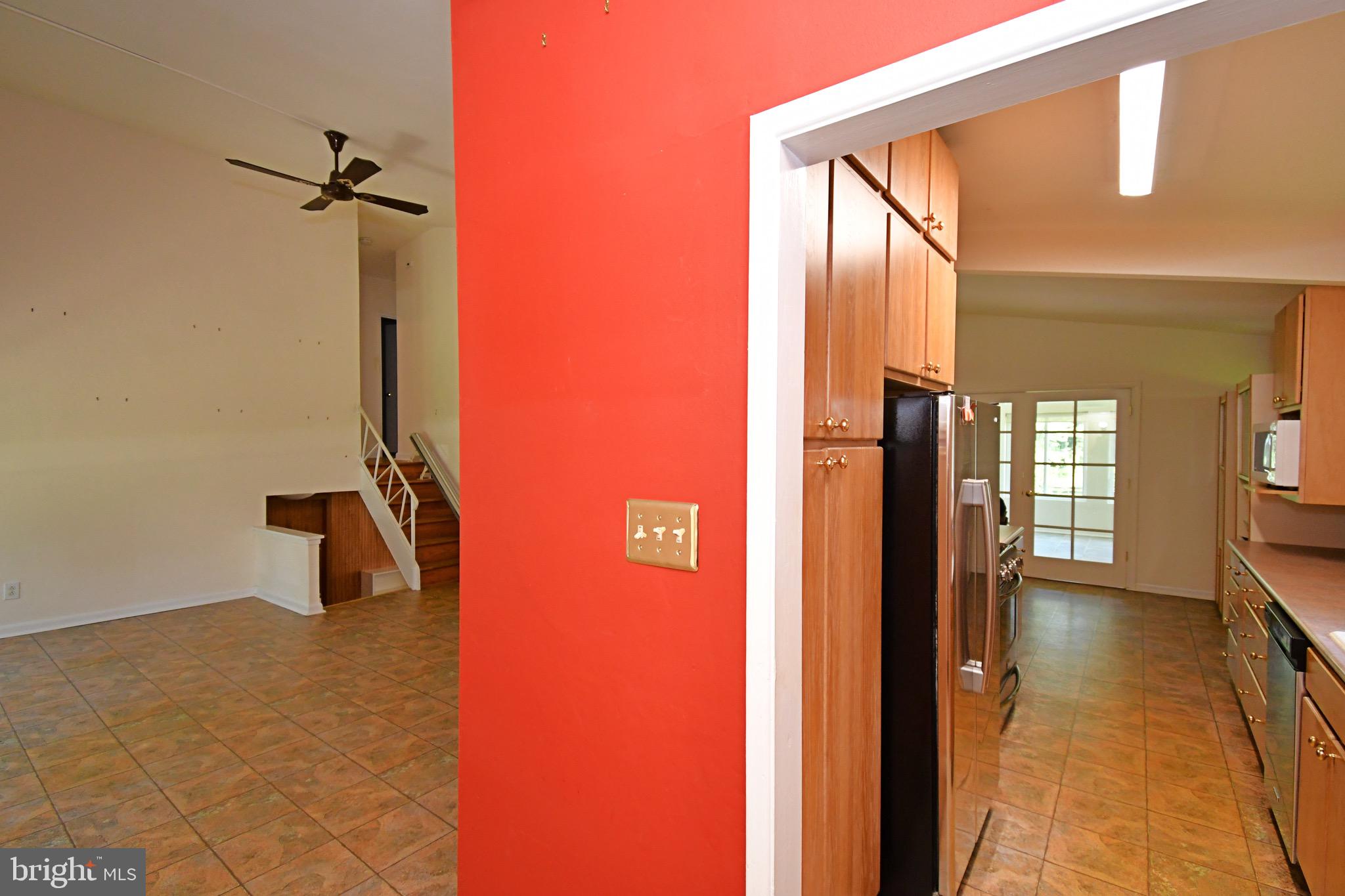 1509 PULASKI DRIVE