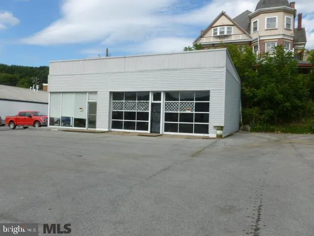 325 State Street, Curwensville, PA 16833