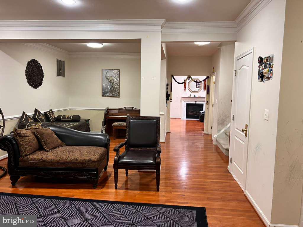 22587 WELBORNE MANOR SQUARE