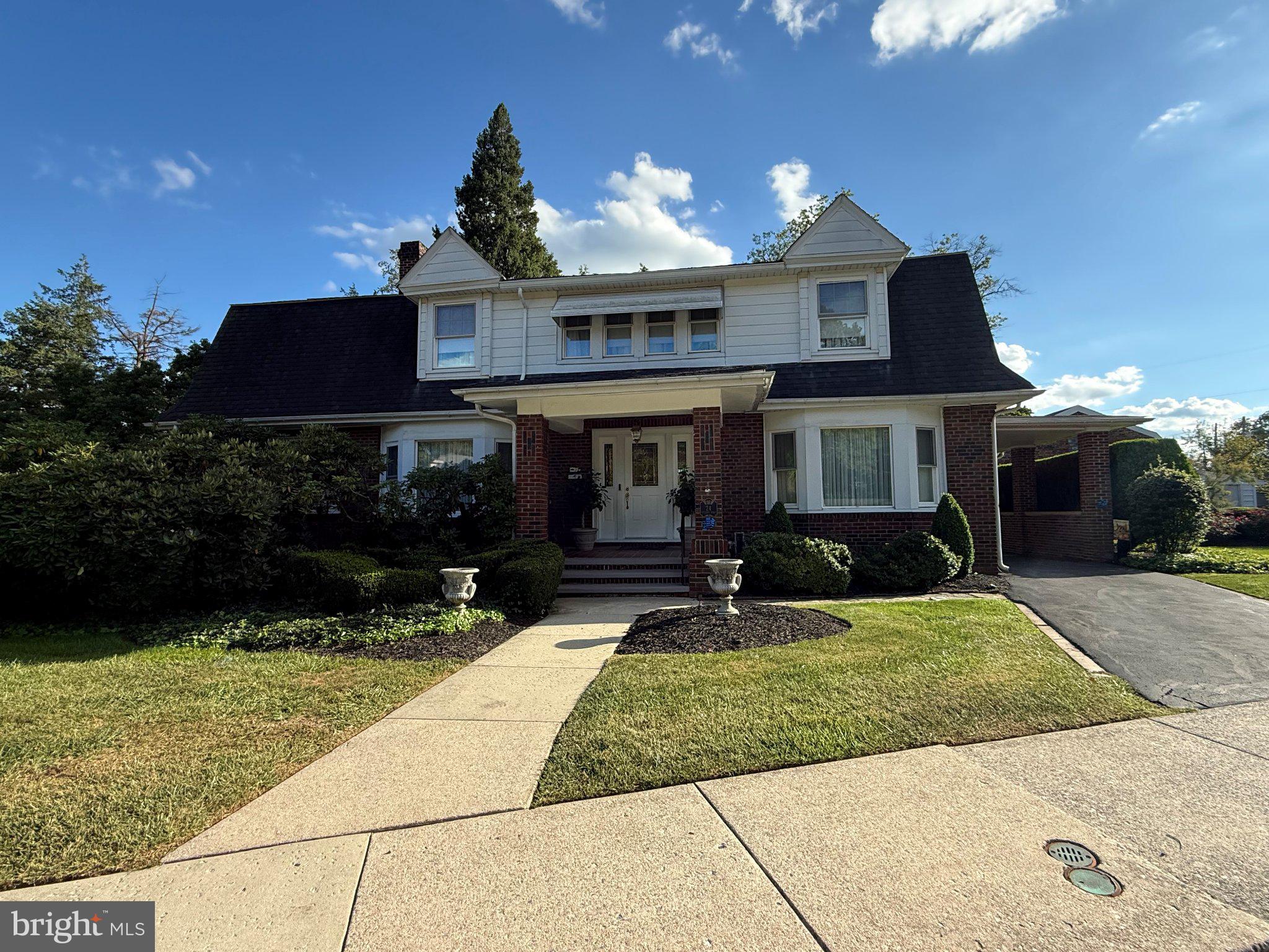 24 UPLAND ROAD