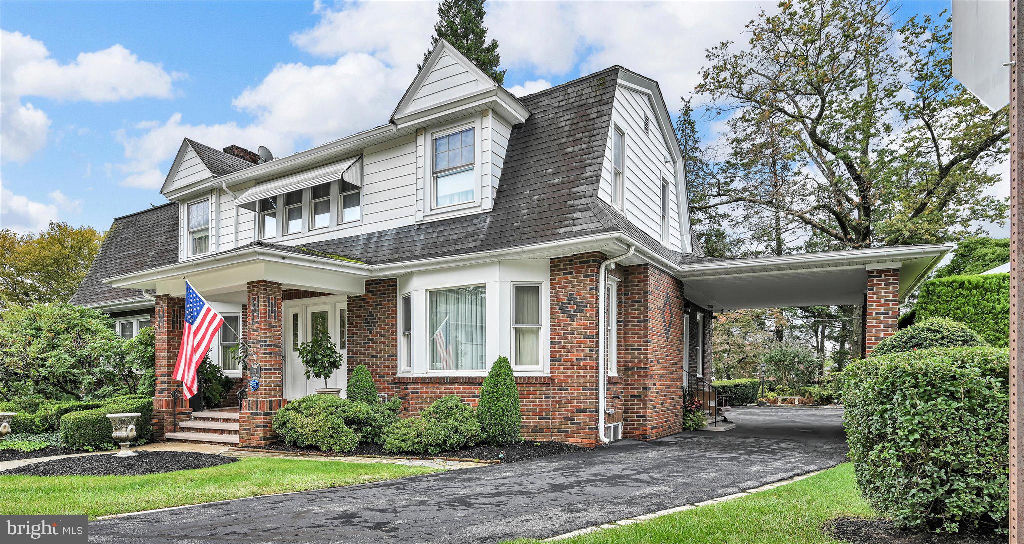 24 UPLAND ROAD