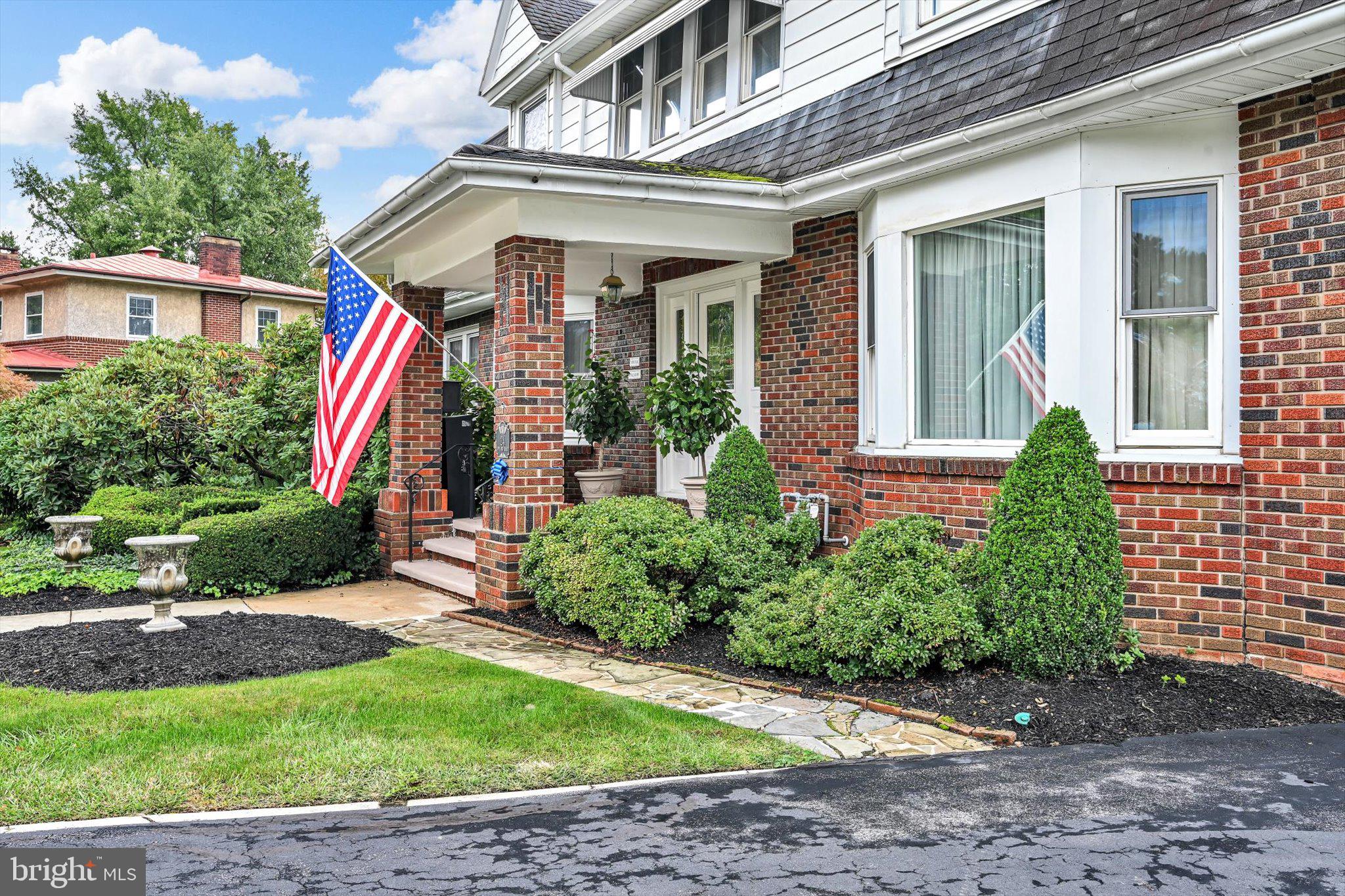 24 UPLAND ROAD