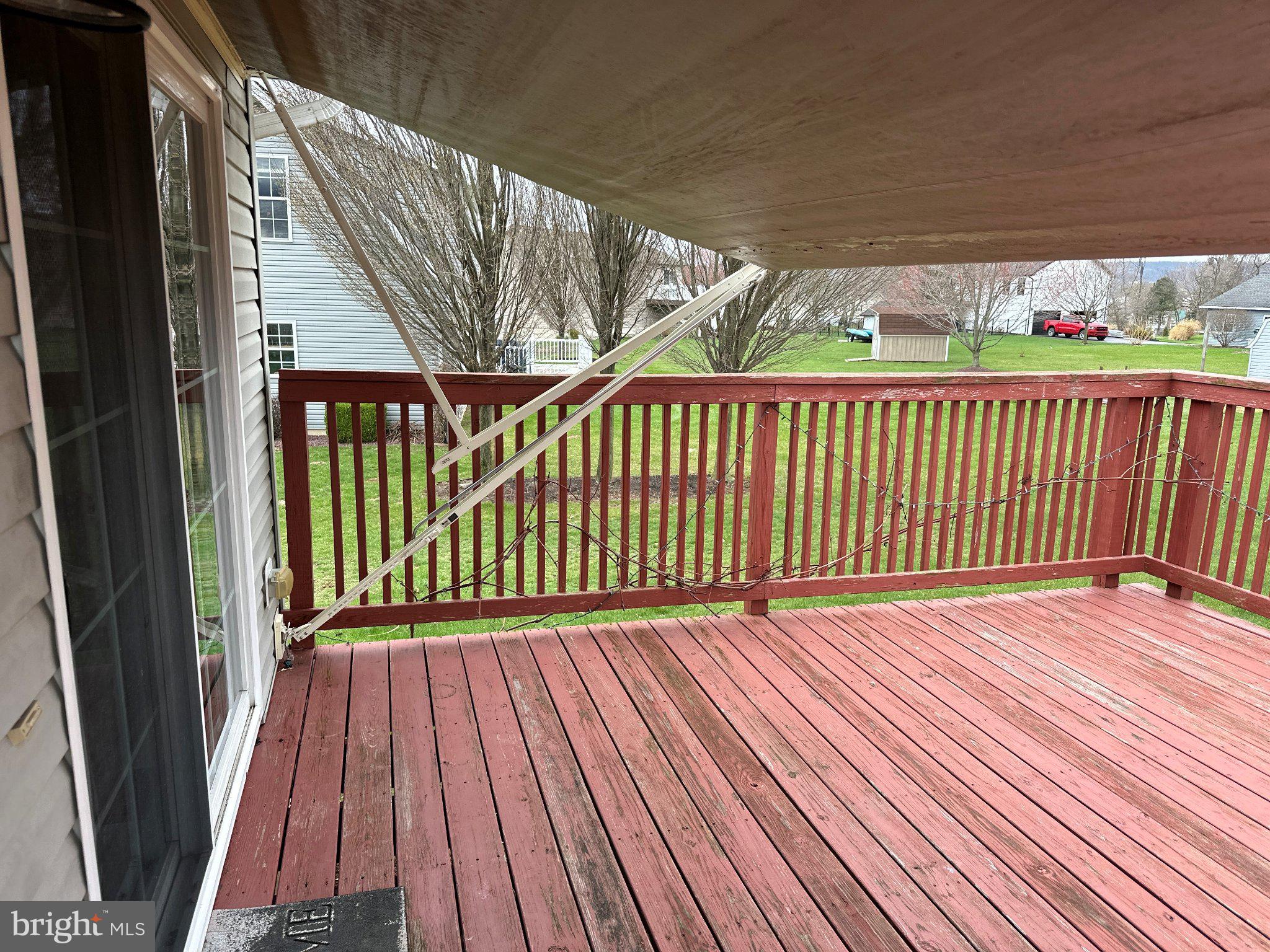 WALKER MEADOWS - Residential