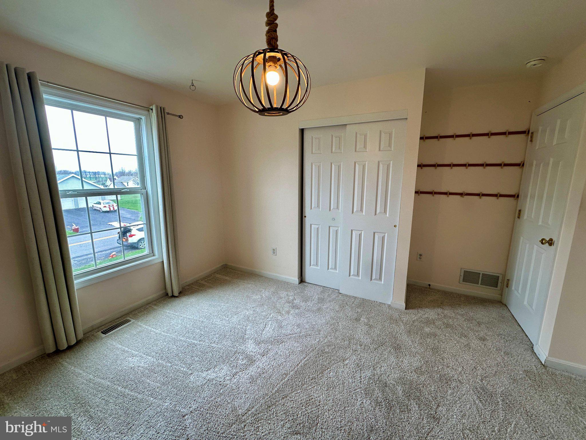 WALKER MEADOWS - Residential