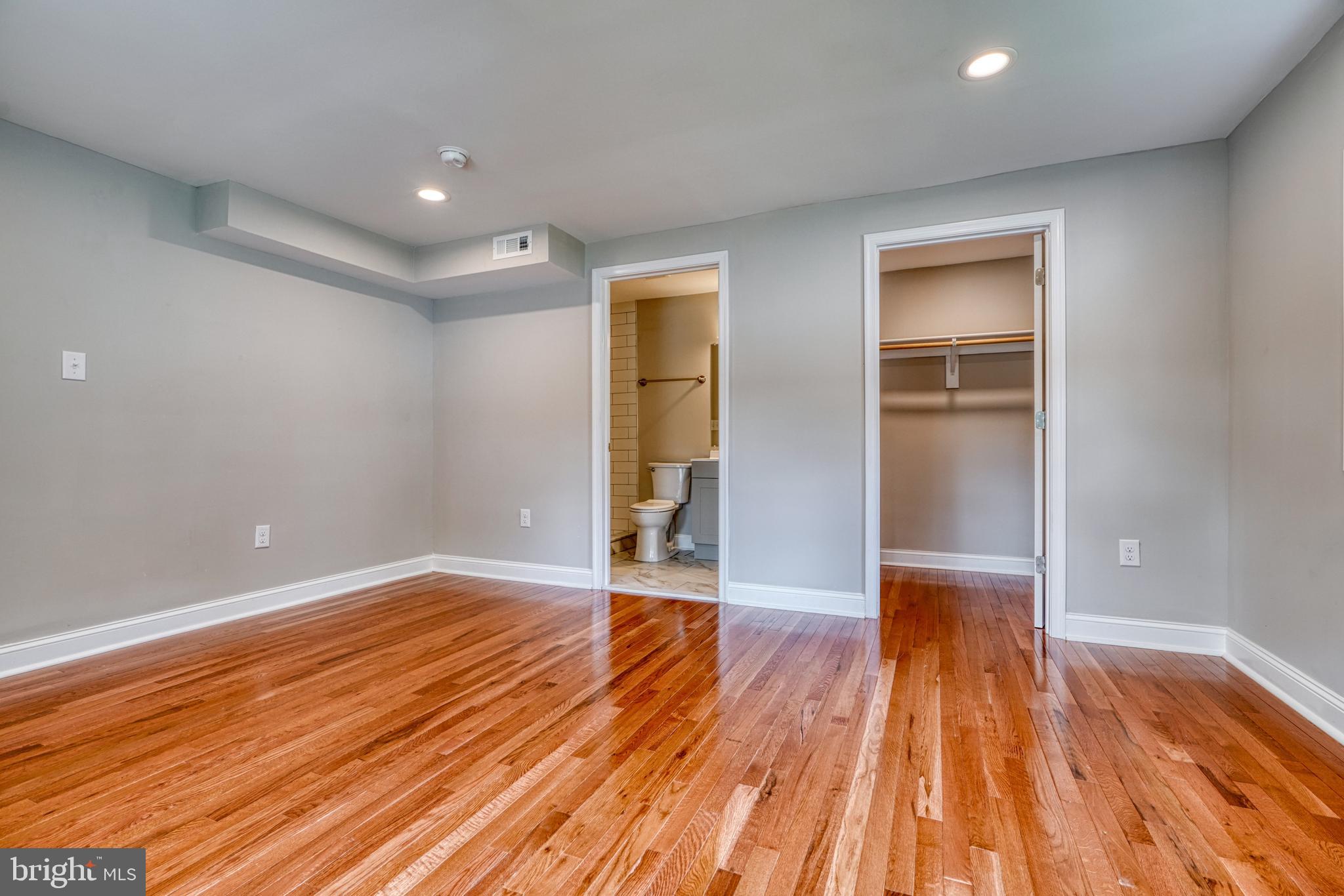 PARKWOOD - Residential