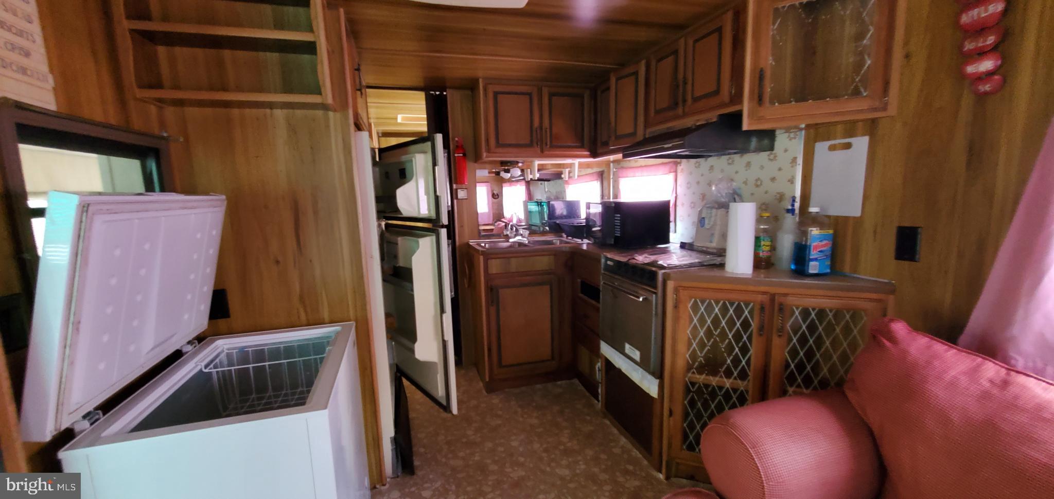 INDIAN ACRES - Residential