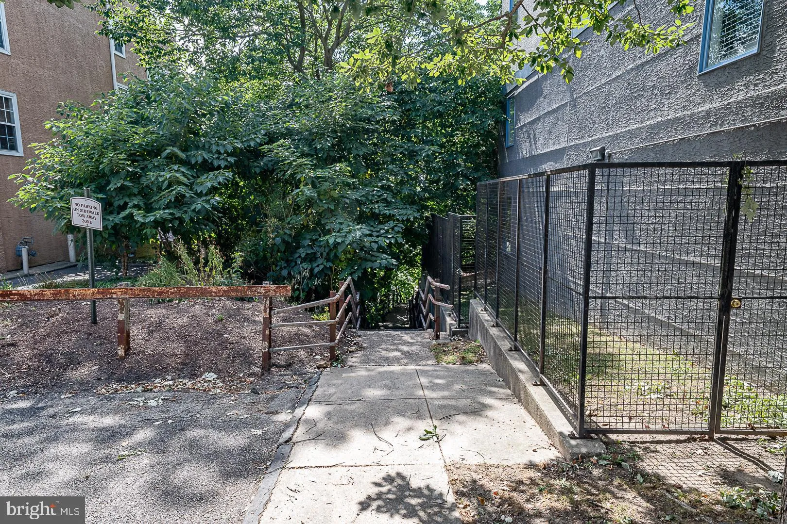 Philadelphia, Pennsylvania 19128, United States, 1 Bedroom Bedrooms, ,1 BathroomBathrooms,Residential,Pending,204021