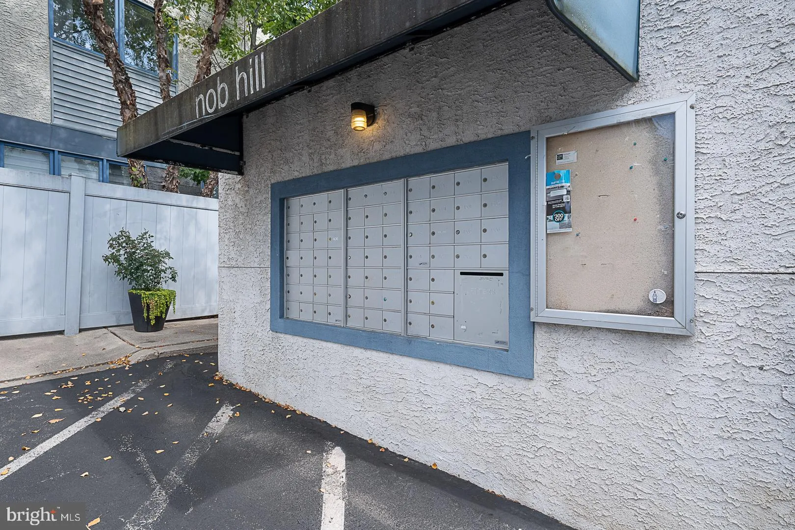 Philadelphia, Pennsylvania 19128, United States, 1 Bedroom Bedrooms, ,1 BathroomBathrooms,Residential,Pending,204021