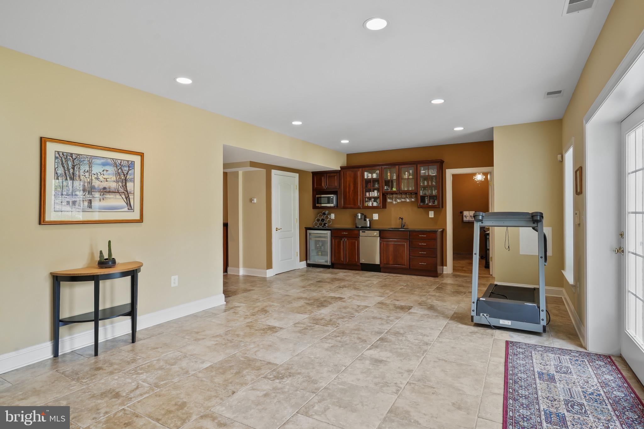 FOX MEADOW - Residential