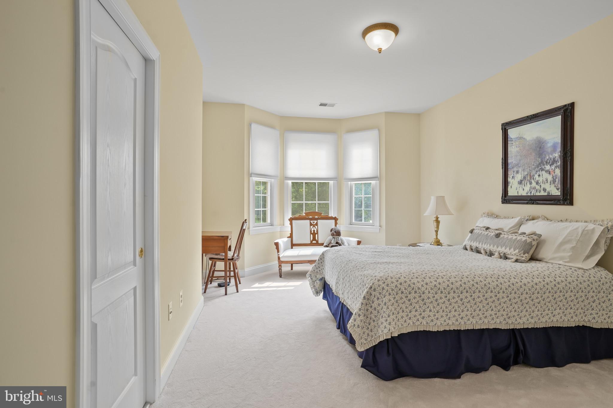 FOX MEADOW - Residential