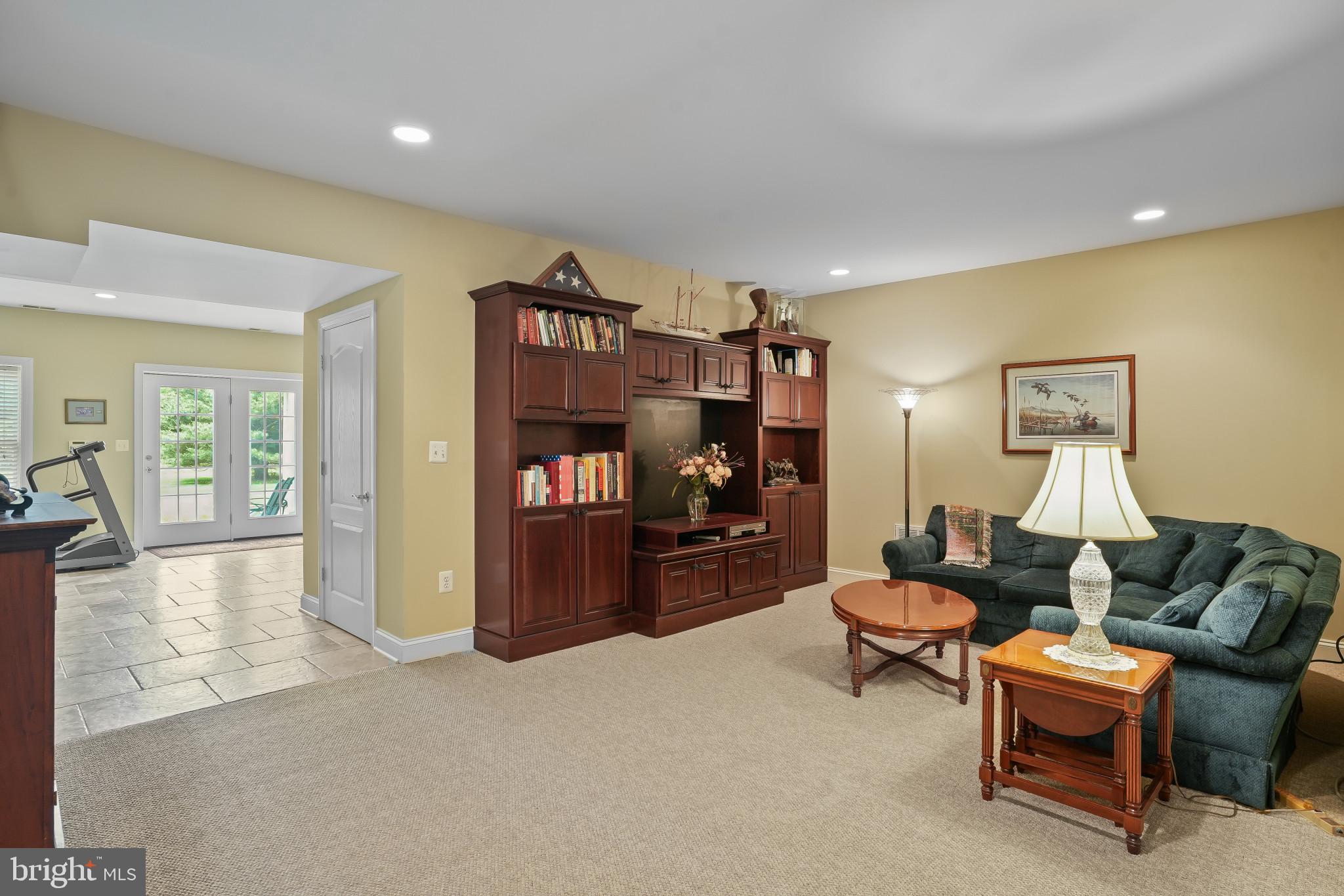 FOX MEADOW - Residential