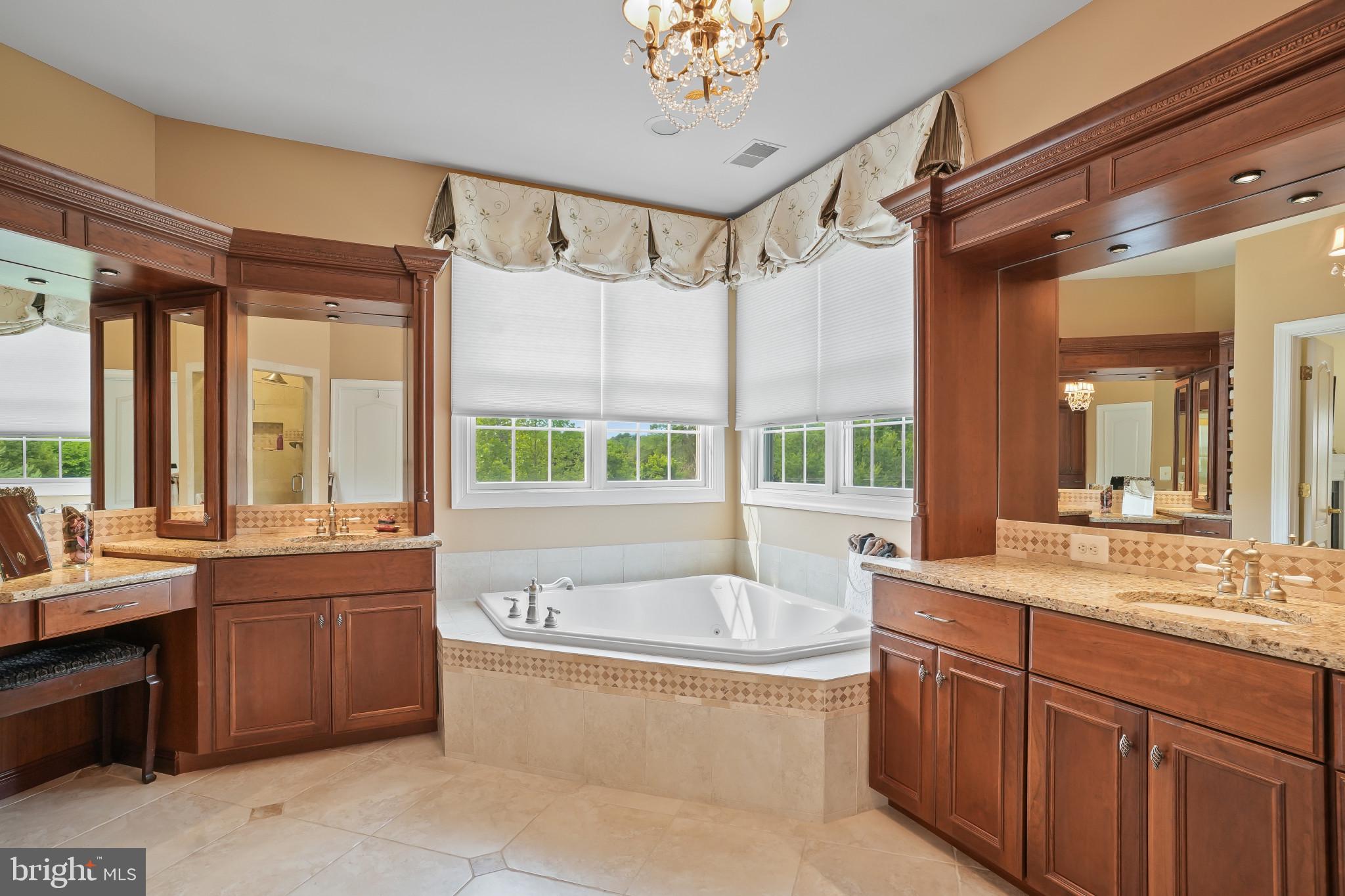 FOX MEADOW - Residential