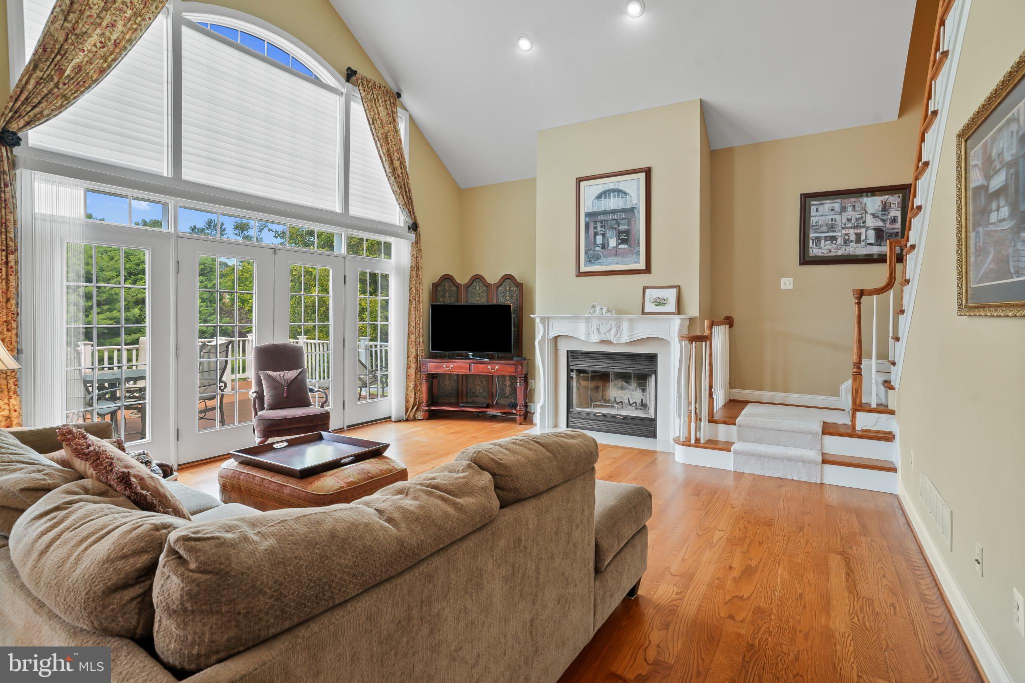 FOX MEADOW - Residential