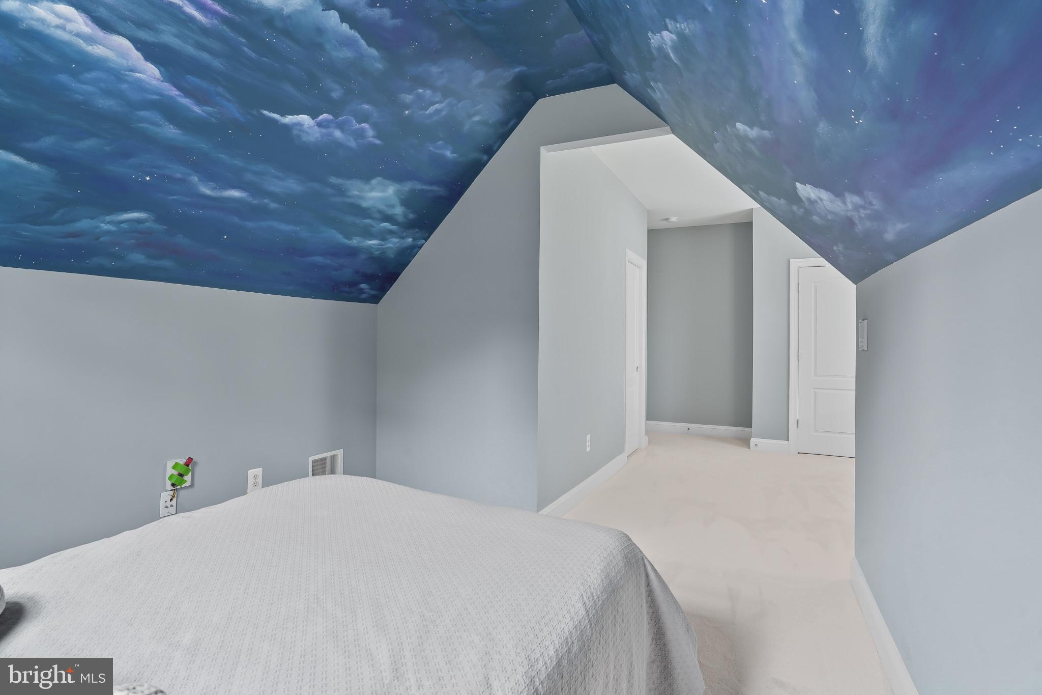 FOX MEADOW - Residential