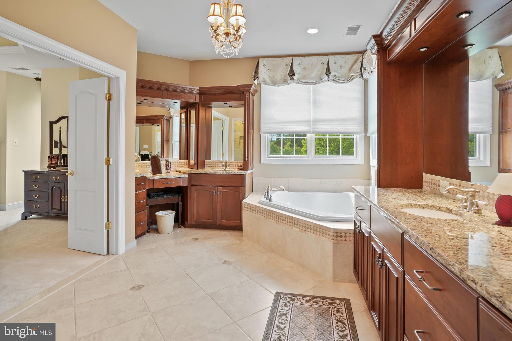 FOX MEADOW - Residential