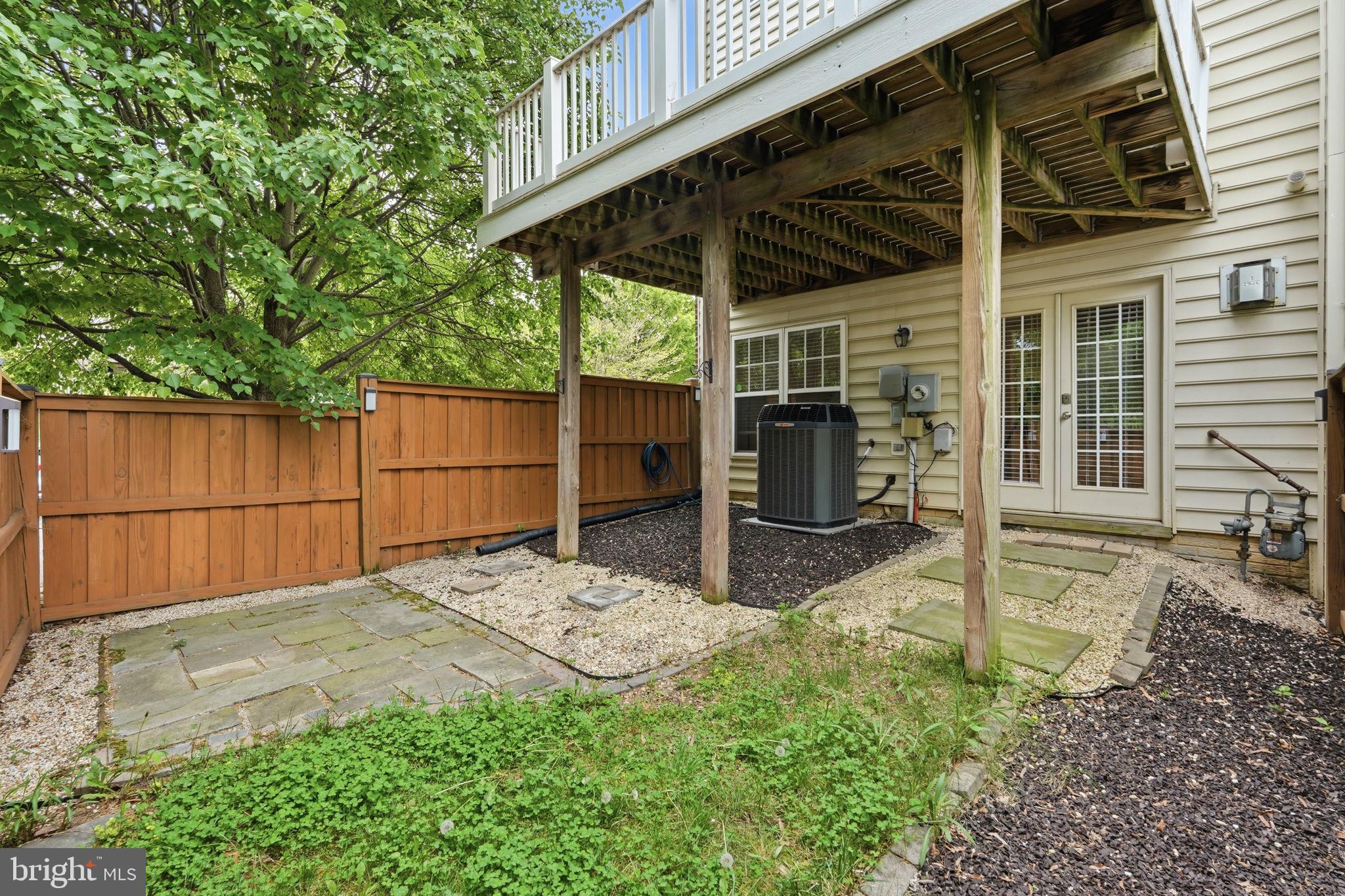 LORTON STATION SOUTH - Residential