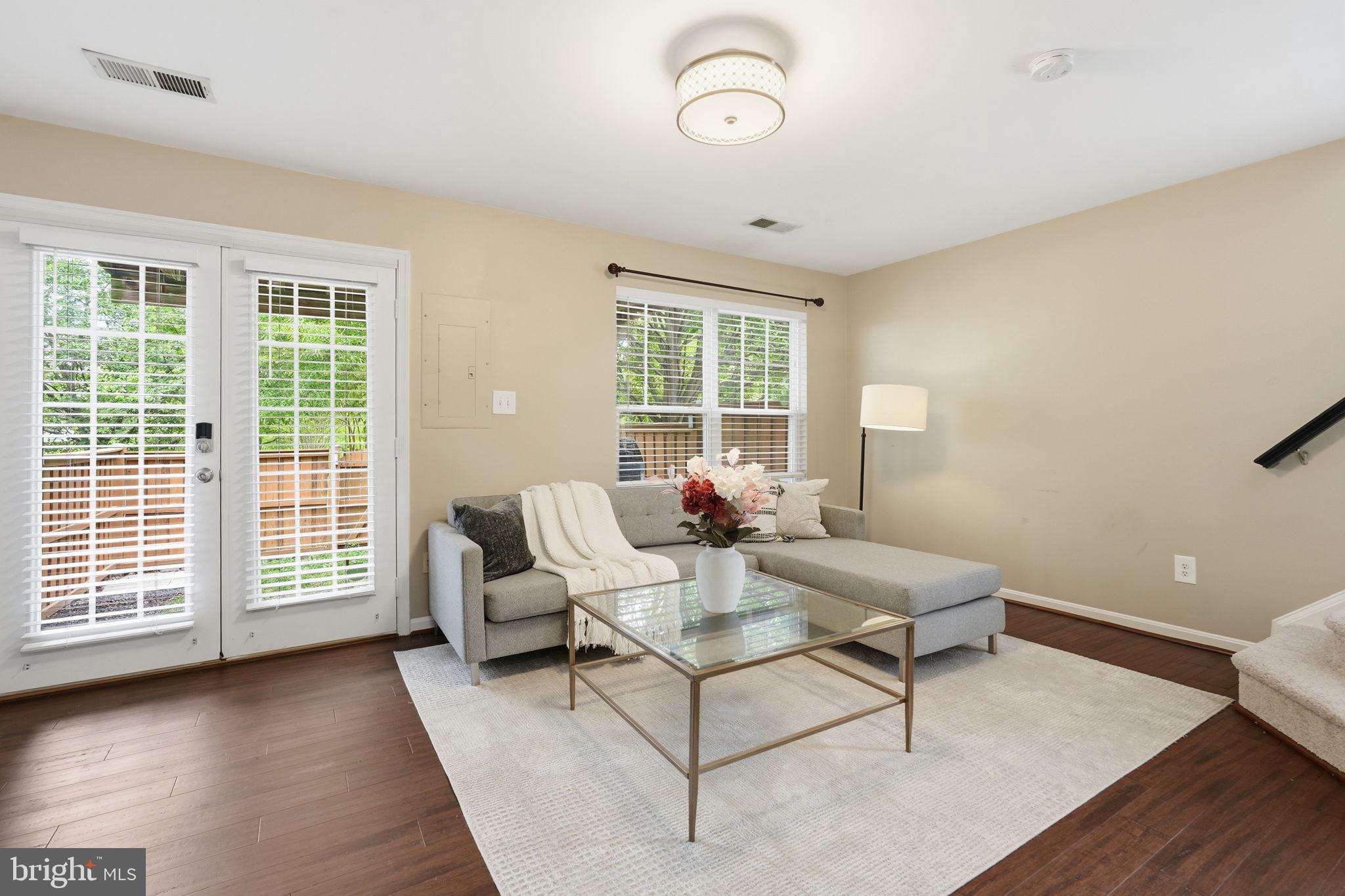 LORTON STATION SOUTH - Residential