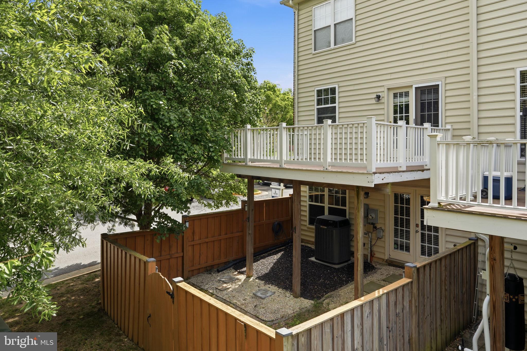 LORTON STATION SOUTH - Residential