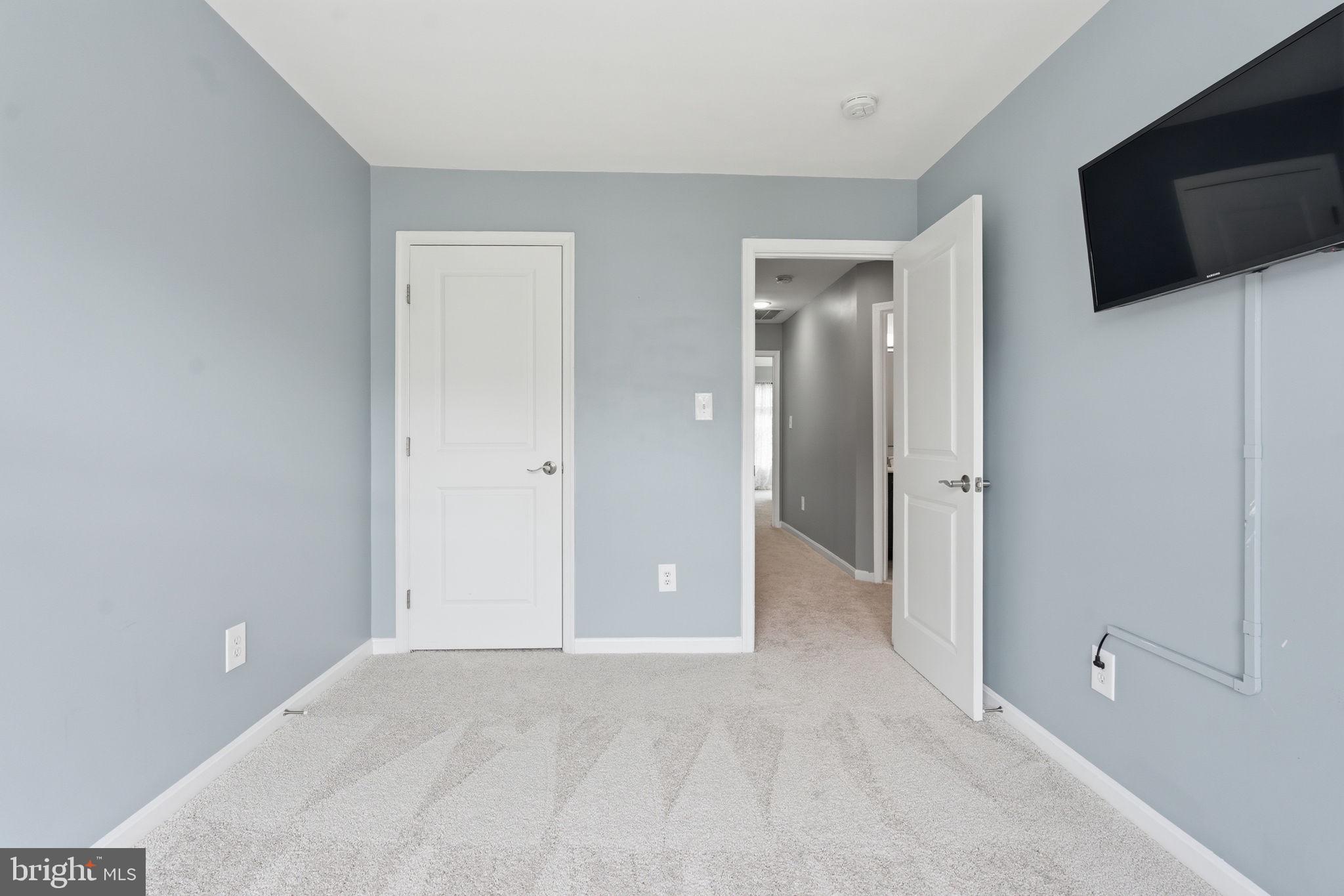 LORTON STATION SOUTH - Residential