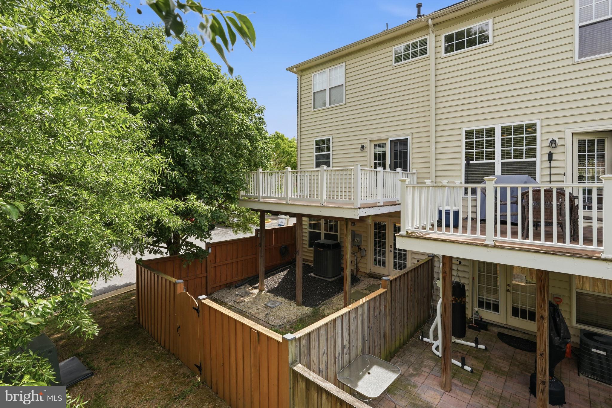 LORTON STATION SOUTH - Residential