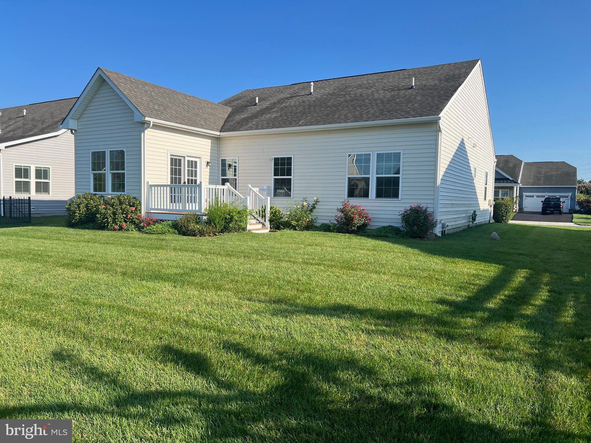 34025 SEA OTTER WAY