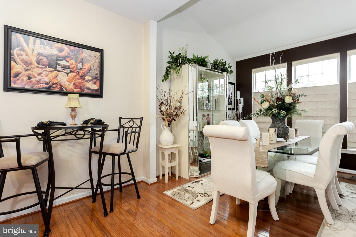 SUNNYBROOK - Residential