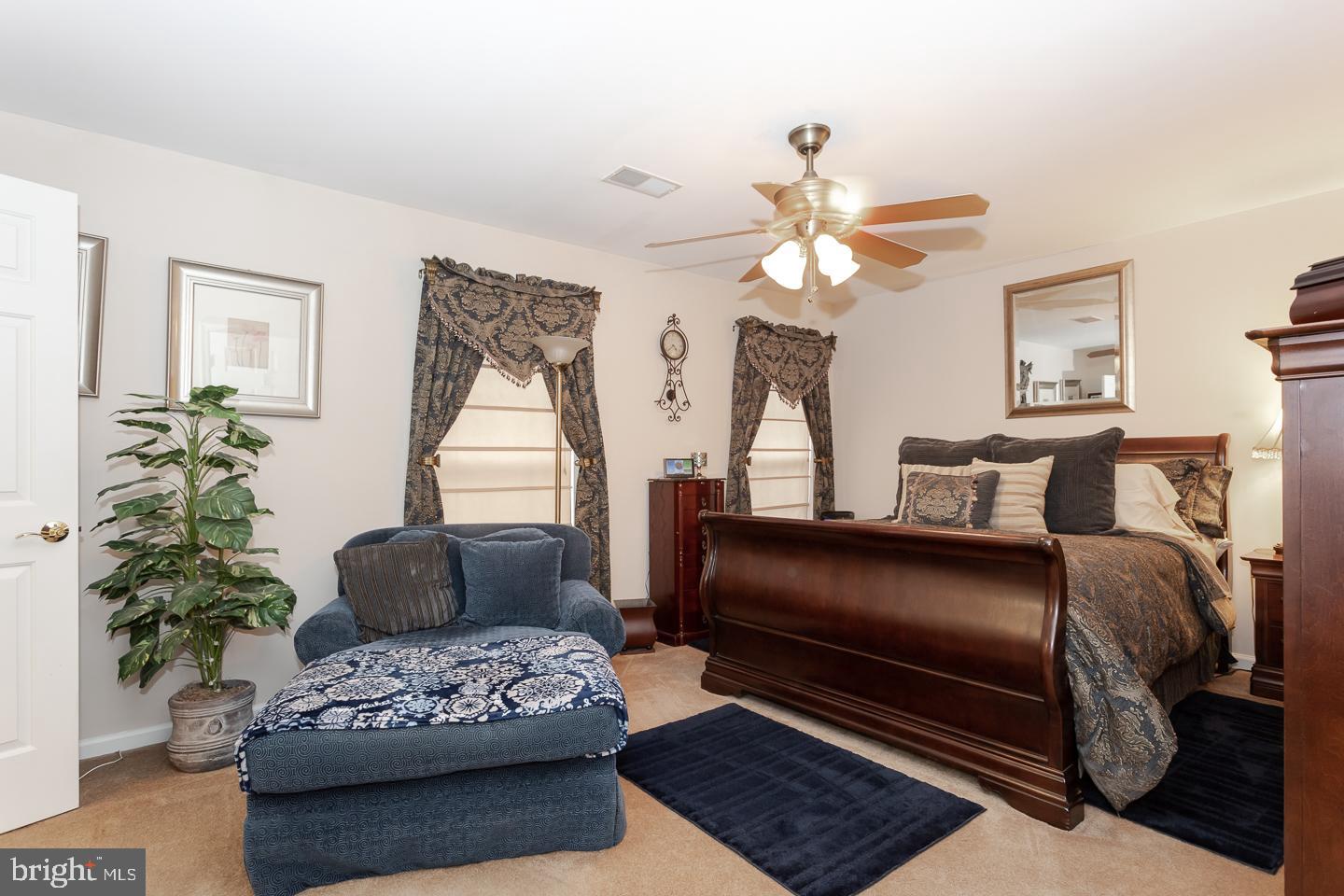 SUNNYBROOK - Residential