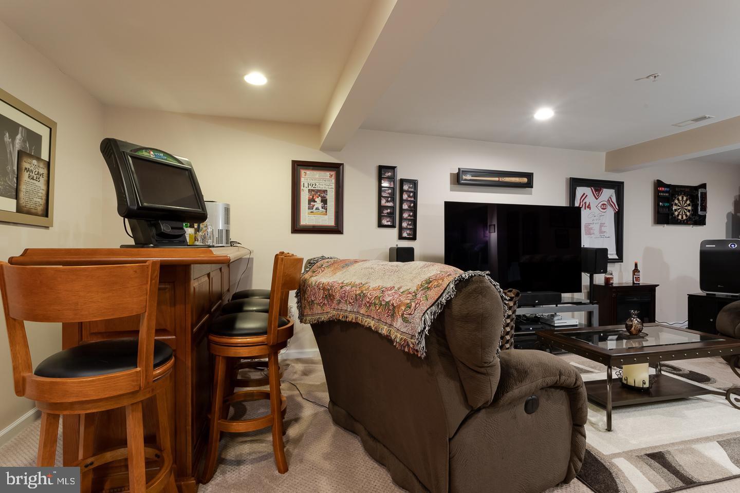 SUNNYBROOK - Residential