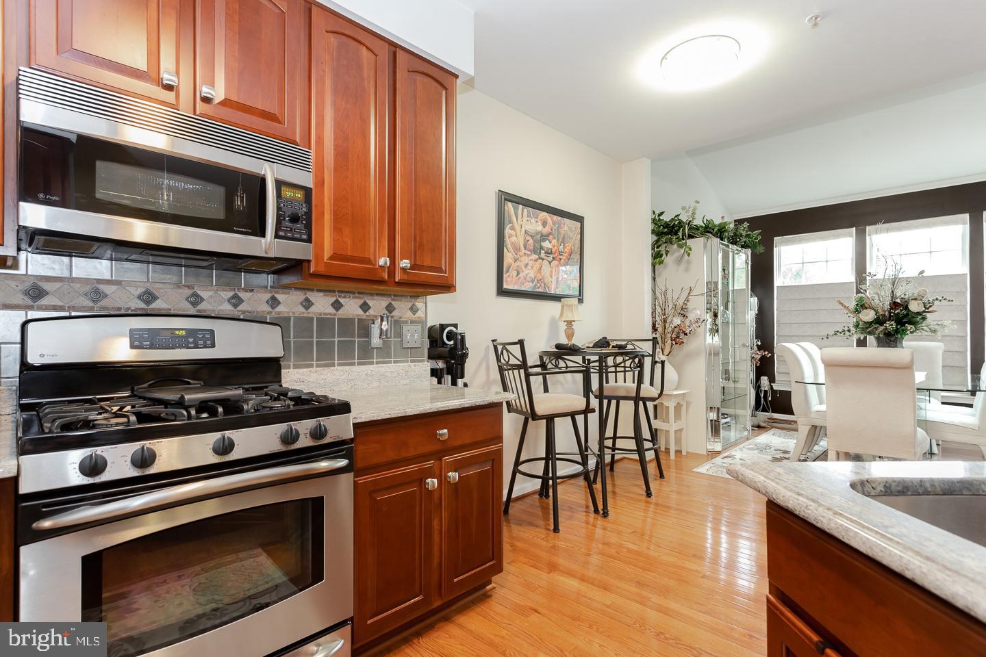 SUNNYBROOK - Residential