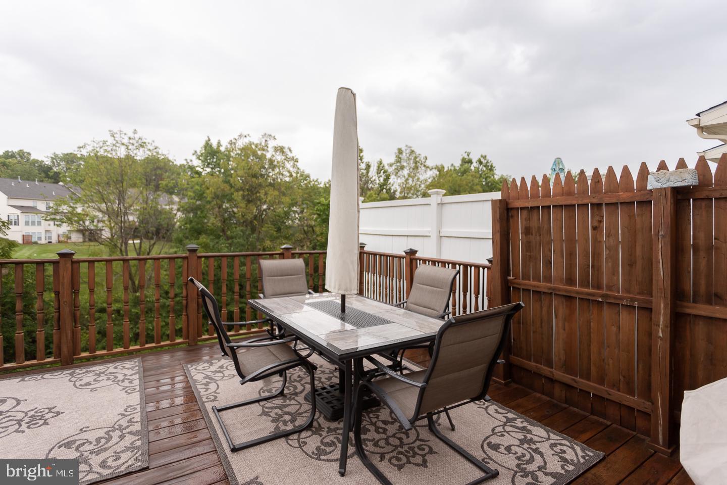 SUNNYBROOK - Residential