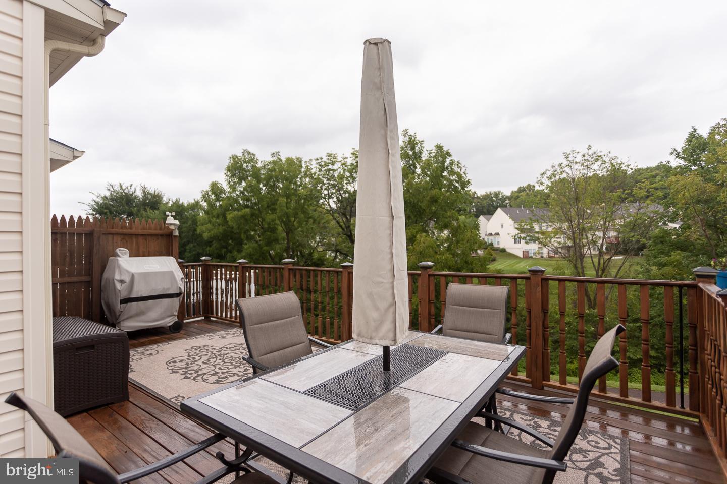 SUNNYBROOK - Residential