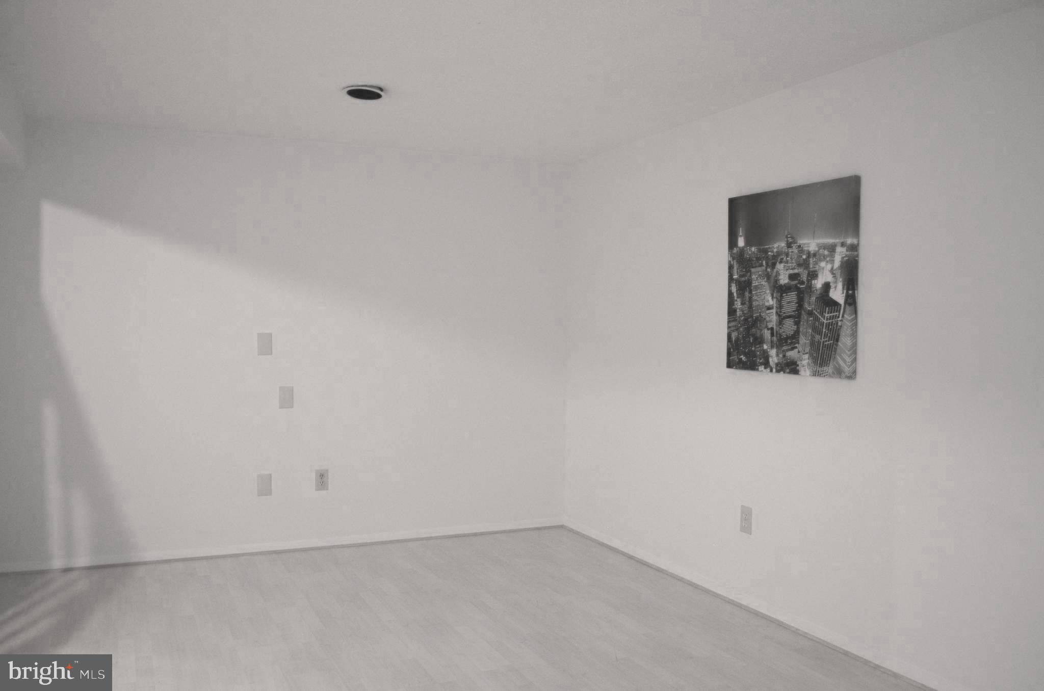 PARK OVERLOOK - Residential Lease