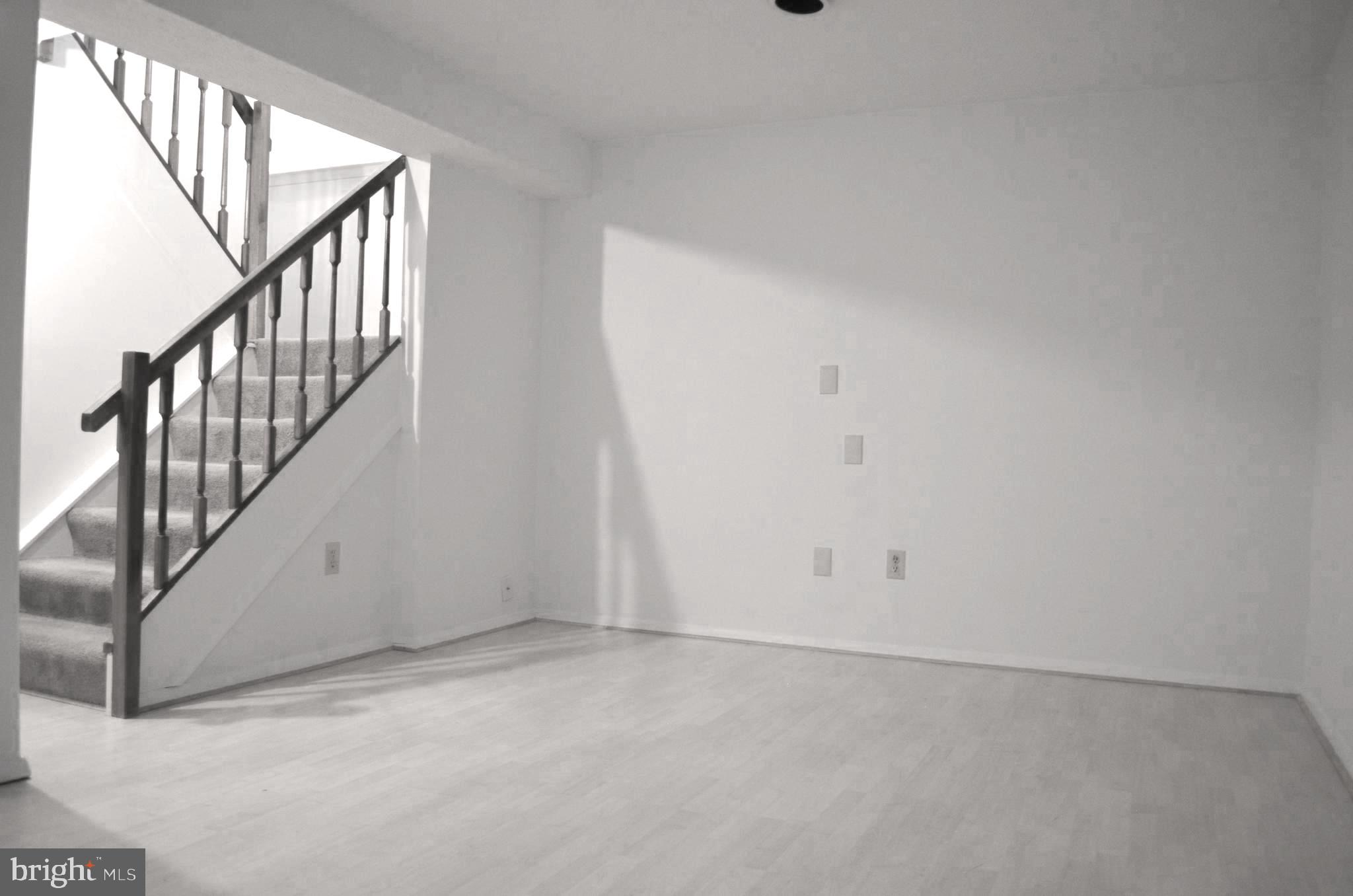 PARK OVERLOOK - Residential Lease