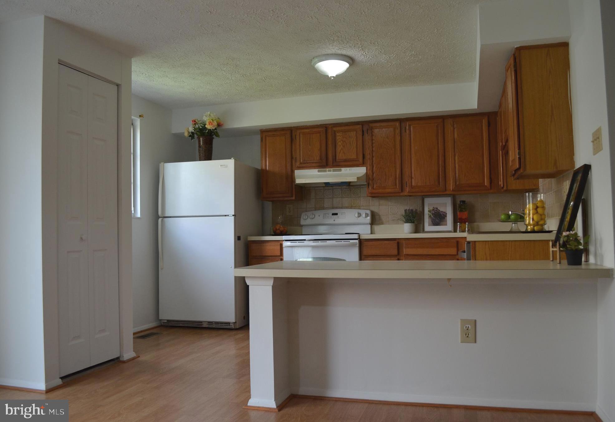 PARK OVERLOOK - Residential Lease