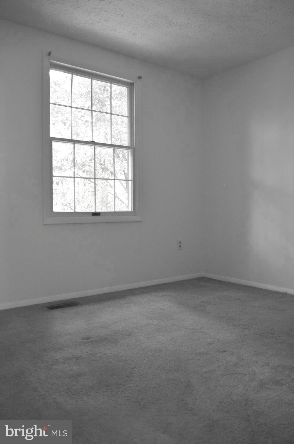 PARK OVERLOOK - Residential Lease