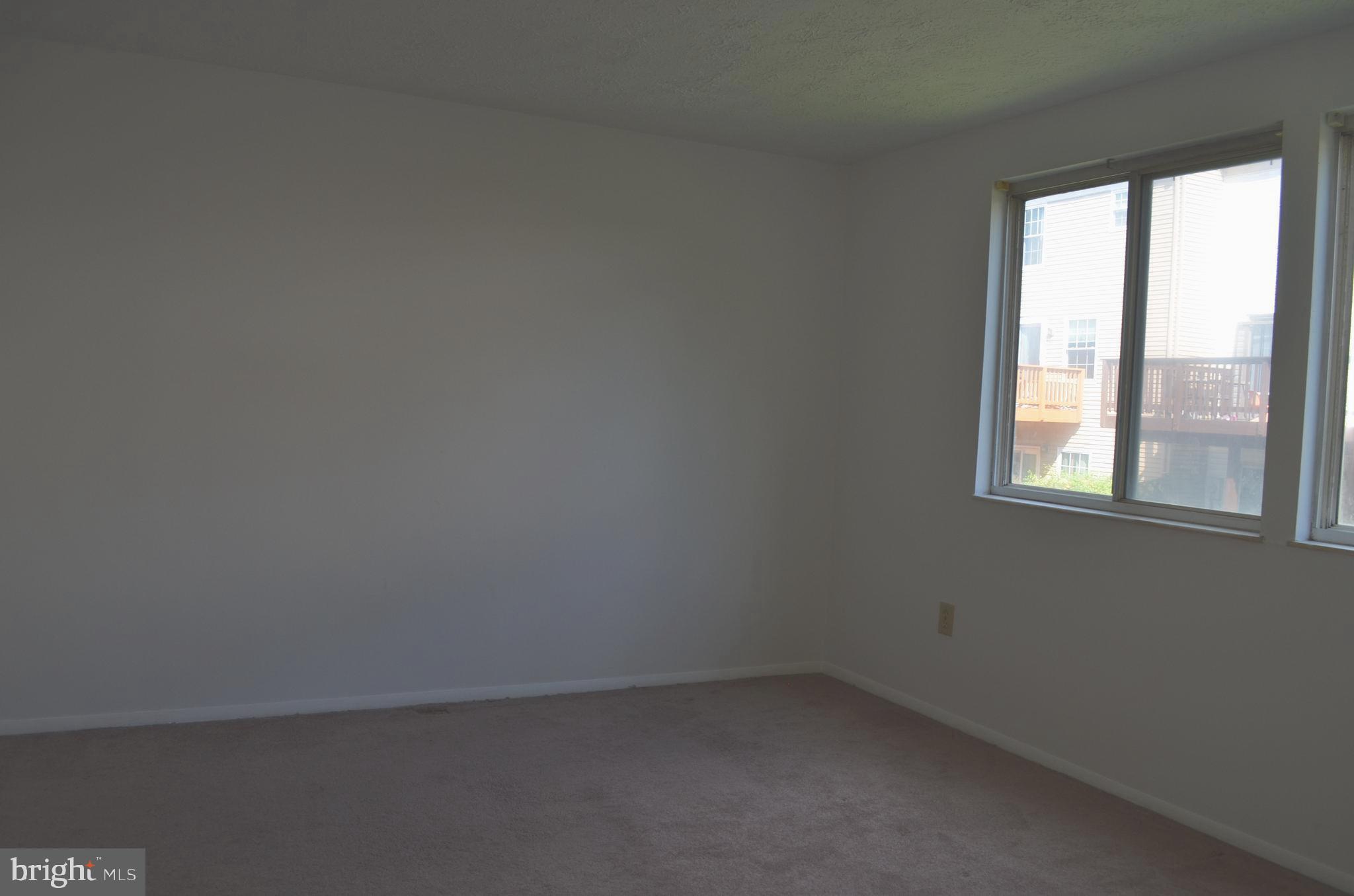 PARK OVERLOOK - Residential Lease