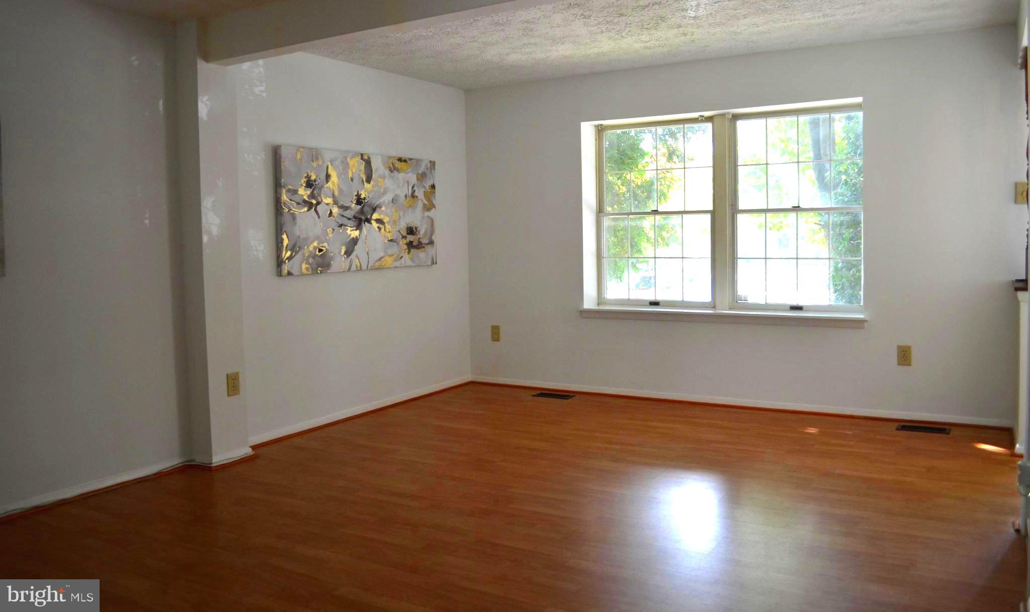 PARK OVERLOOK - Residential Lease