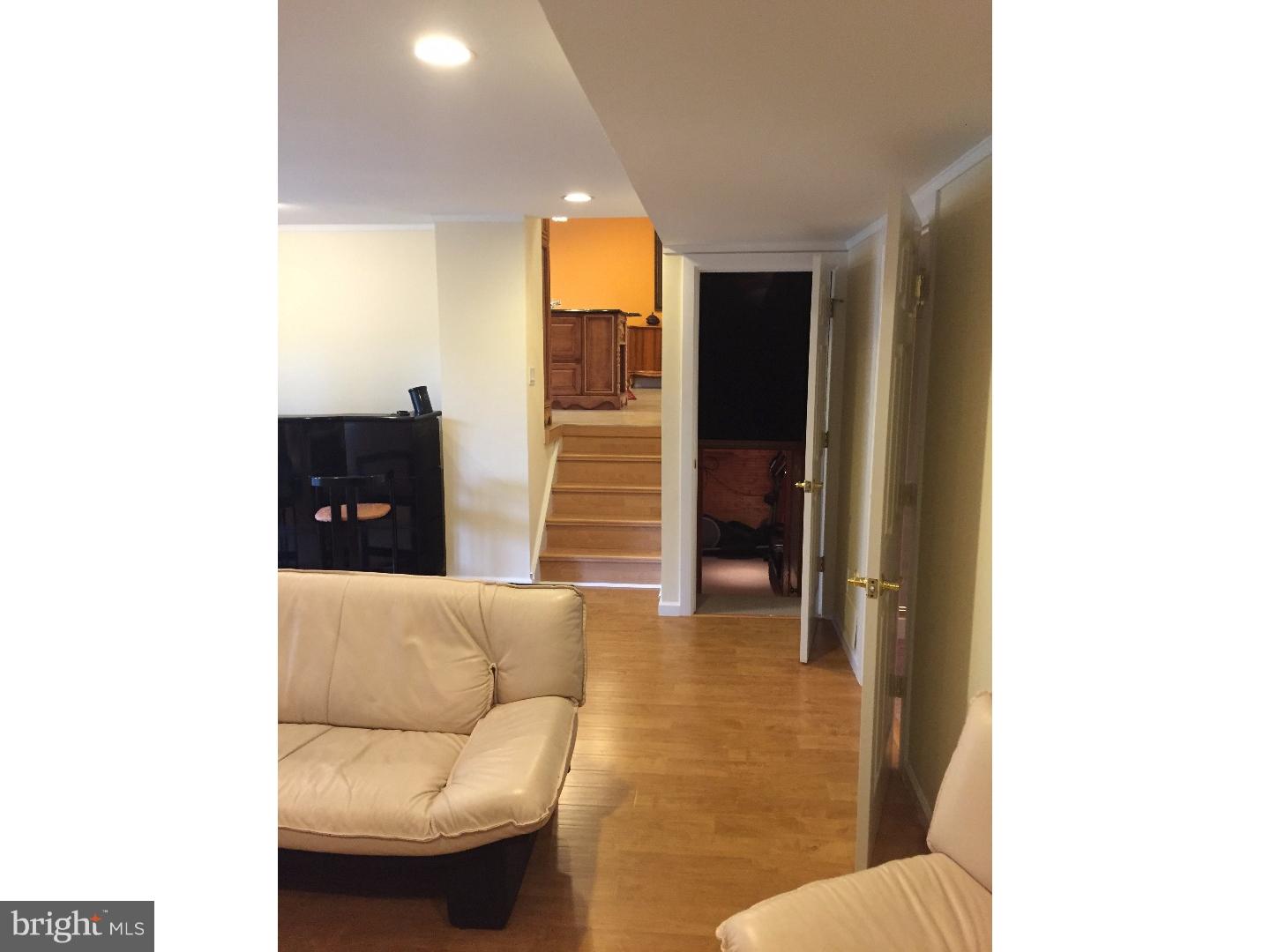 NESHAMINY VALLEY - Residential