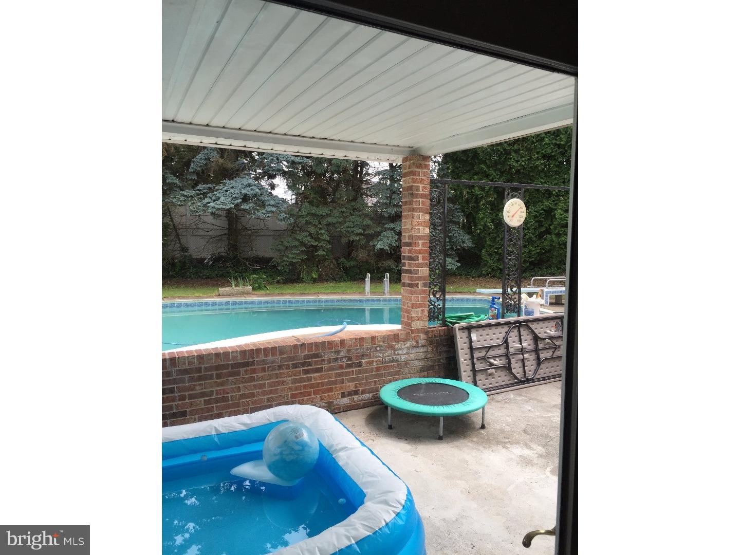 NESHAMINY VALLEY - Residential