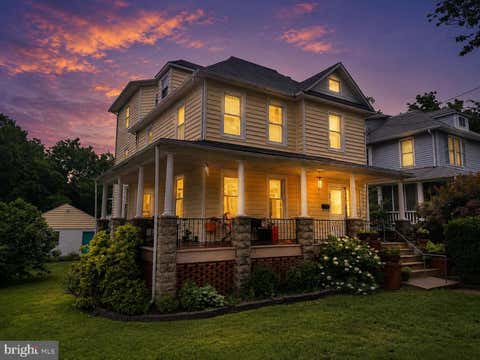 Homes For Sale - 5214 42nd Place<br/> HYATTSVILLE, MD 20781