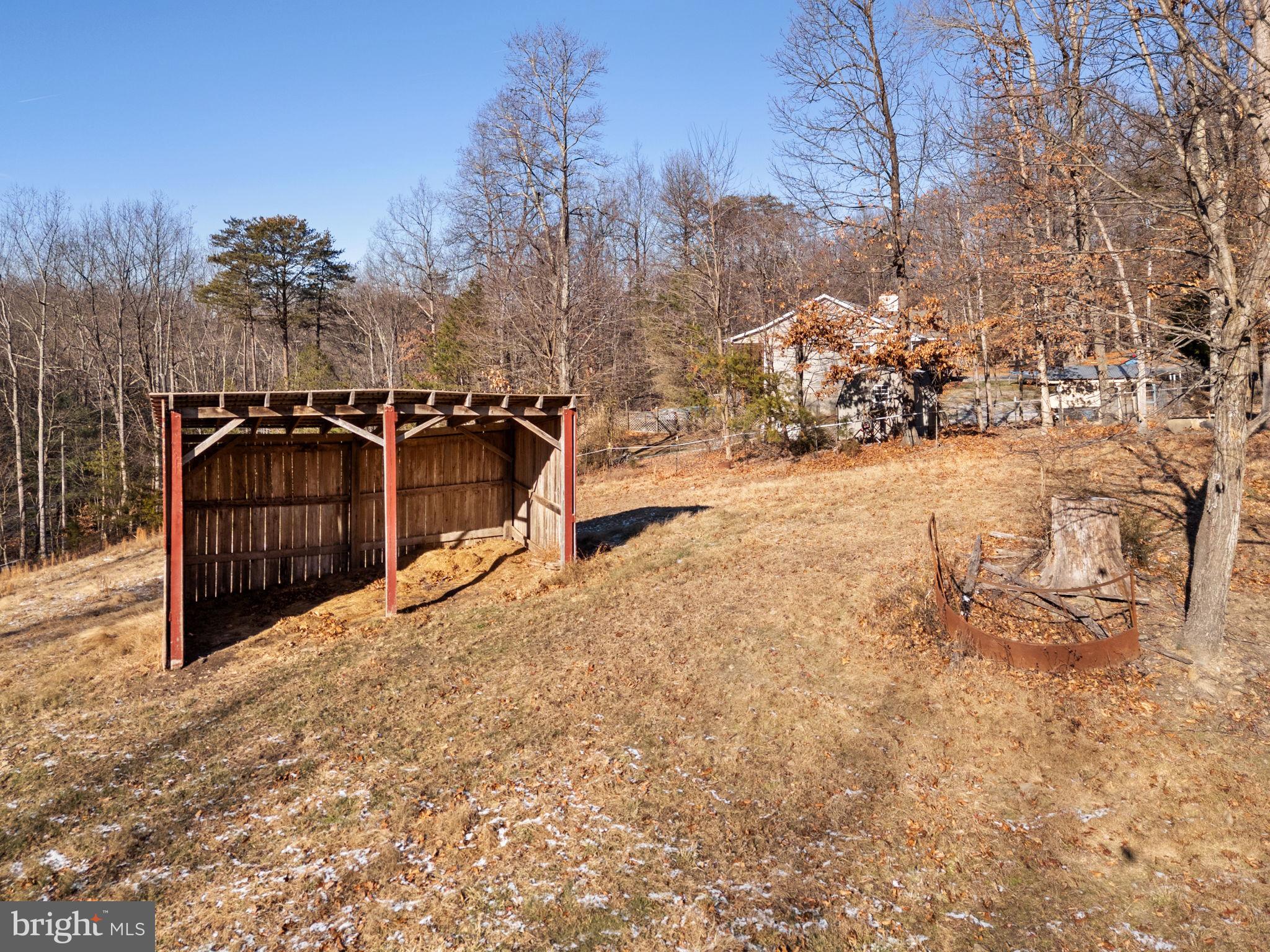 HOWELLSVILLE HEIGHTS - Residential