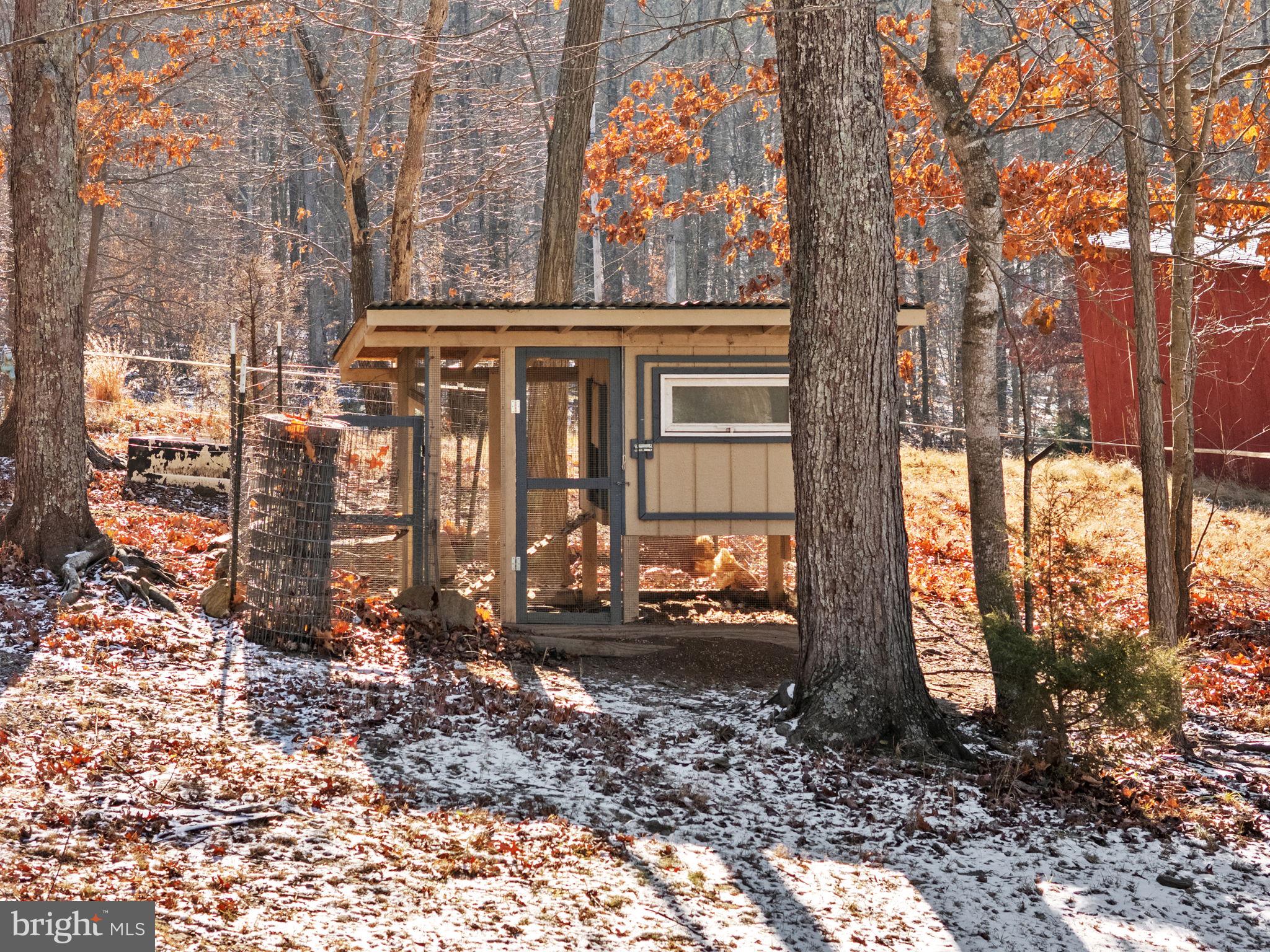 HOWELLSVILLE HEIGHTS - Residential