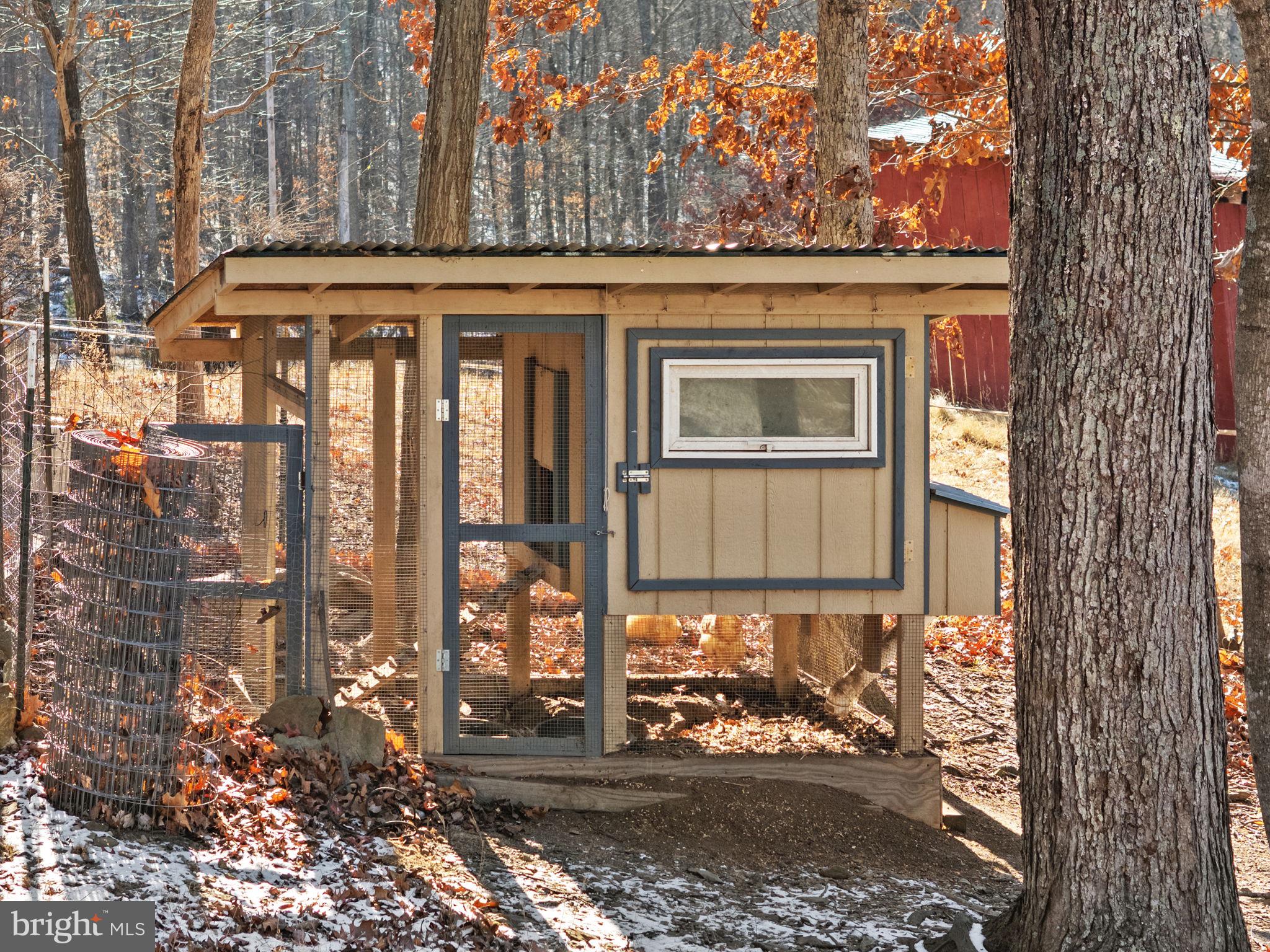 HOWELLSVILLE HEIGHTS - Residential