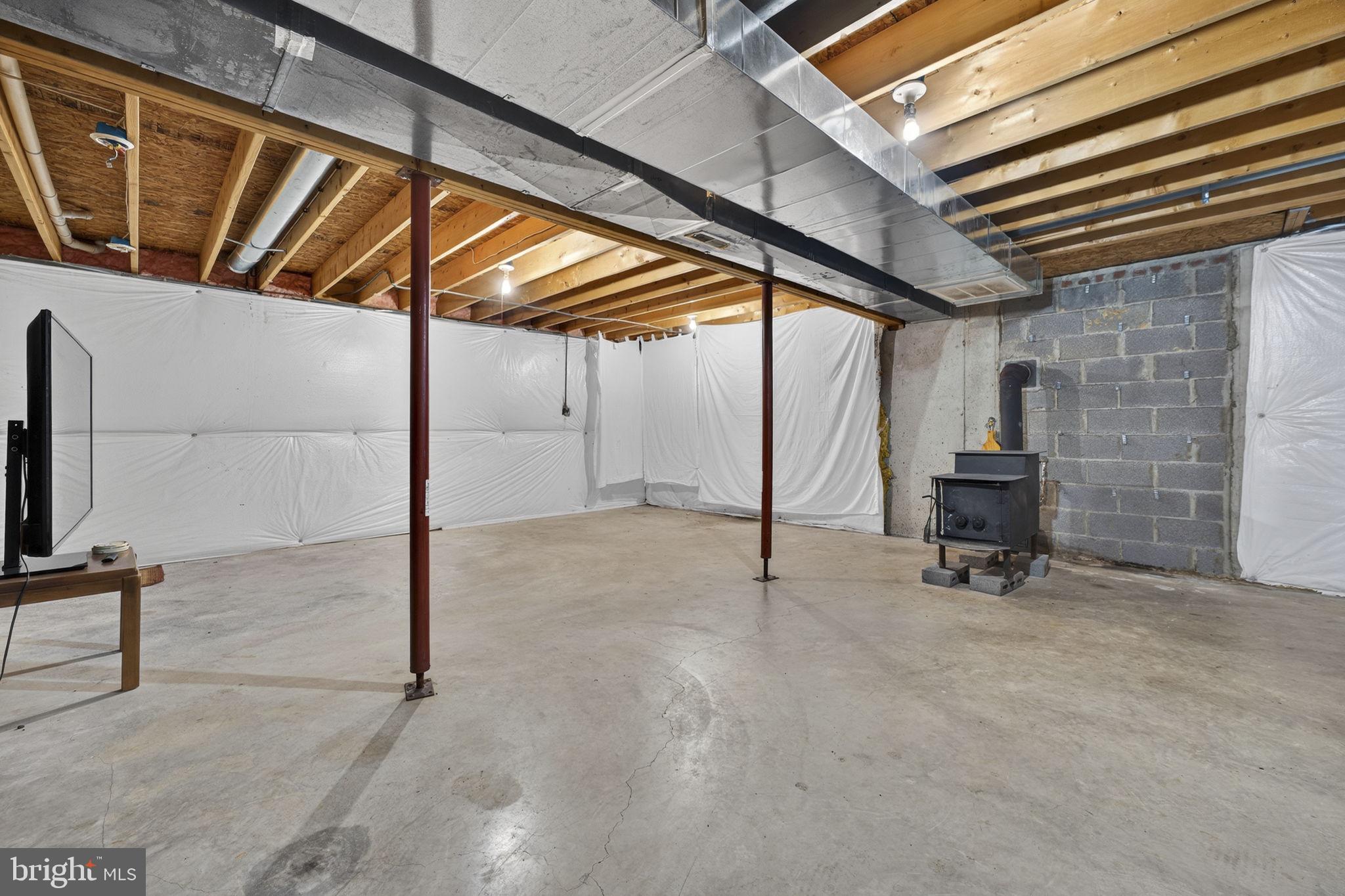 HOWELLSVILLE HEIGHTS - Residential