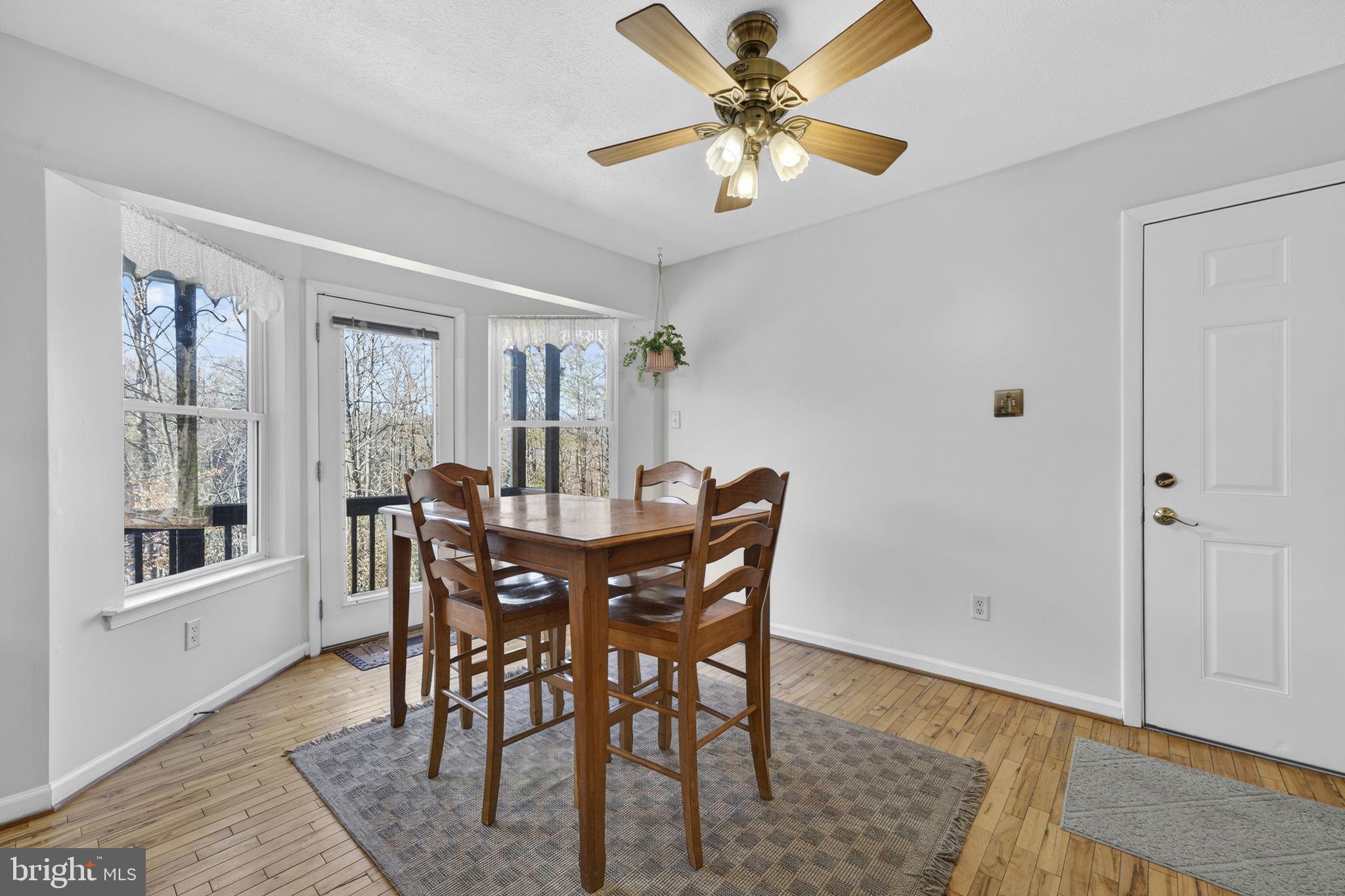 HOWELLSVILLE HEIGHTS - Residential