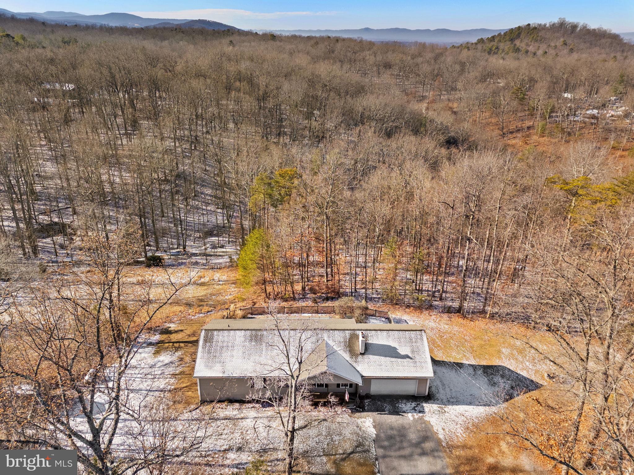 HOWELLSVILLE HEIGHTS - Residential