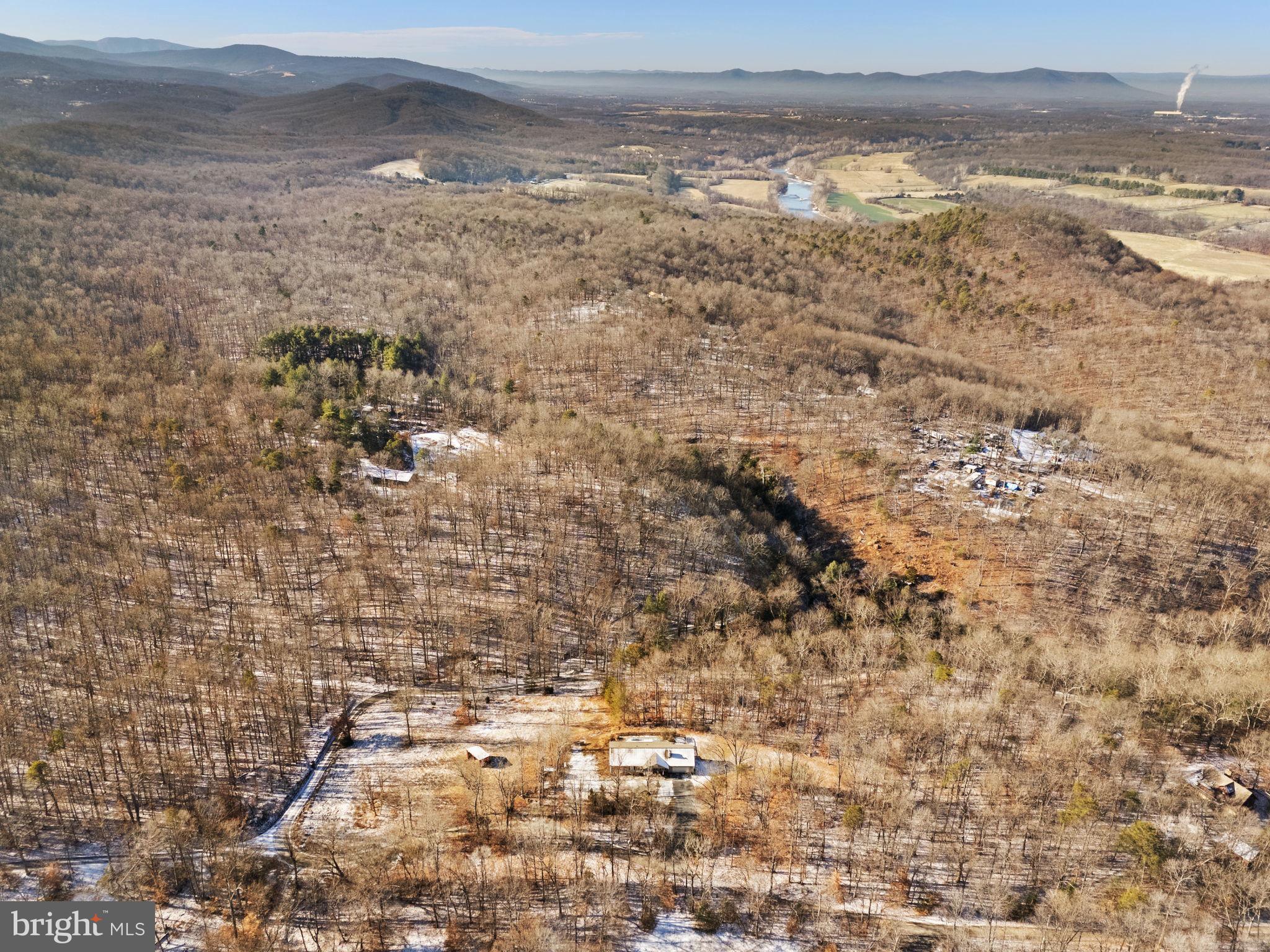 HOWELLSVILLE HEIGHTS - Residential