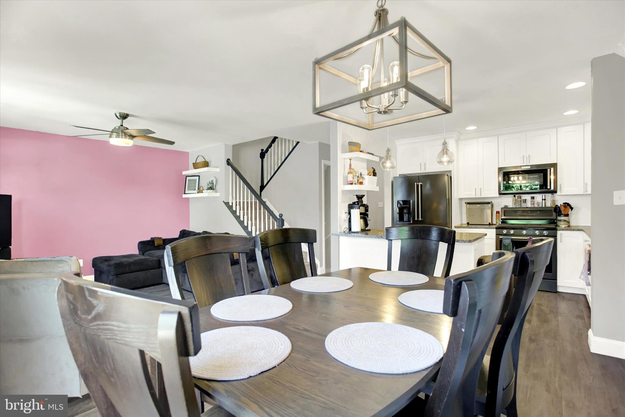 FOX RIDGE - Residential