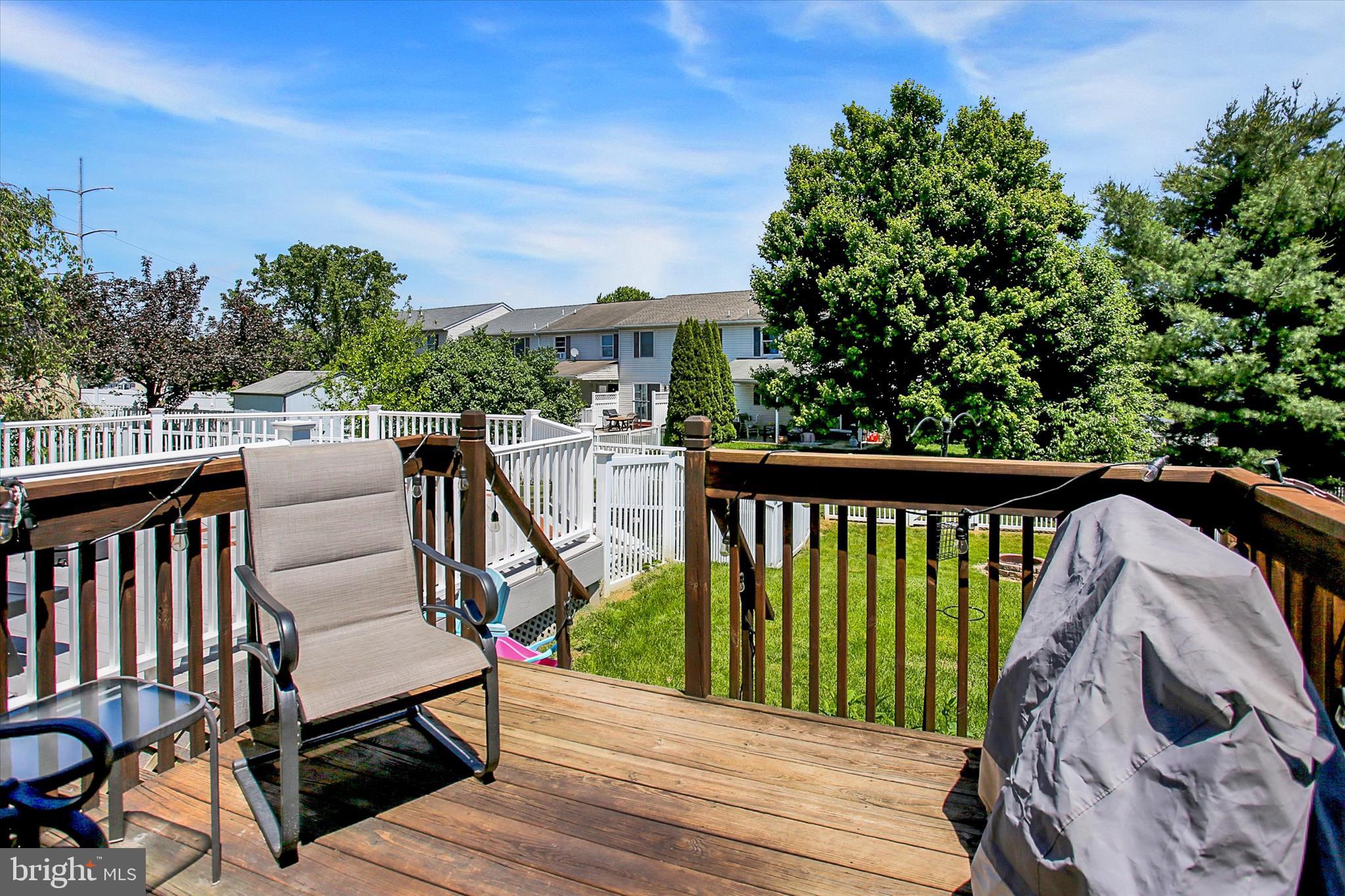 FOX RIDGE - Residential