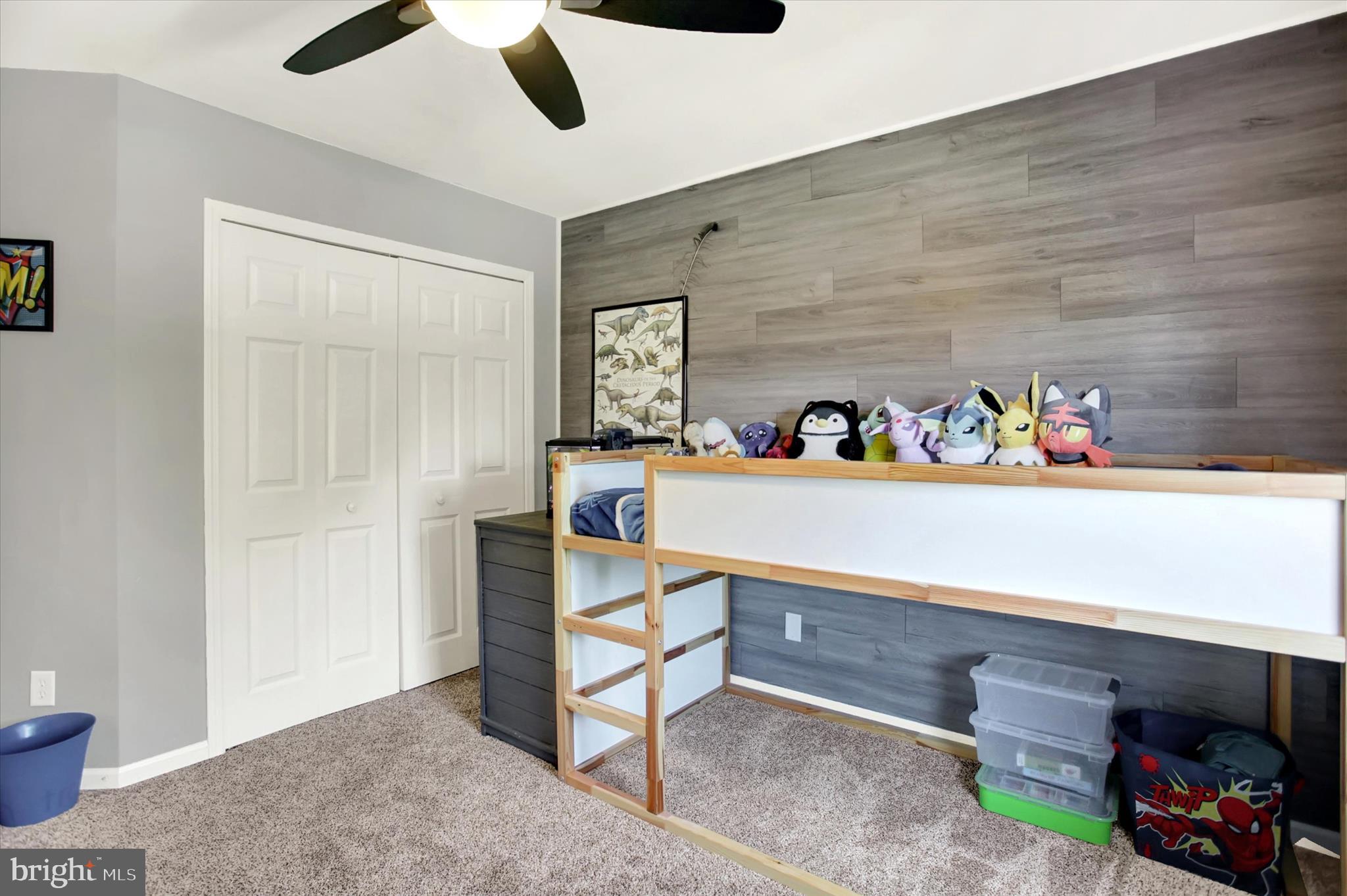 FOX RIDGE - Residential